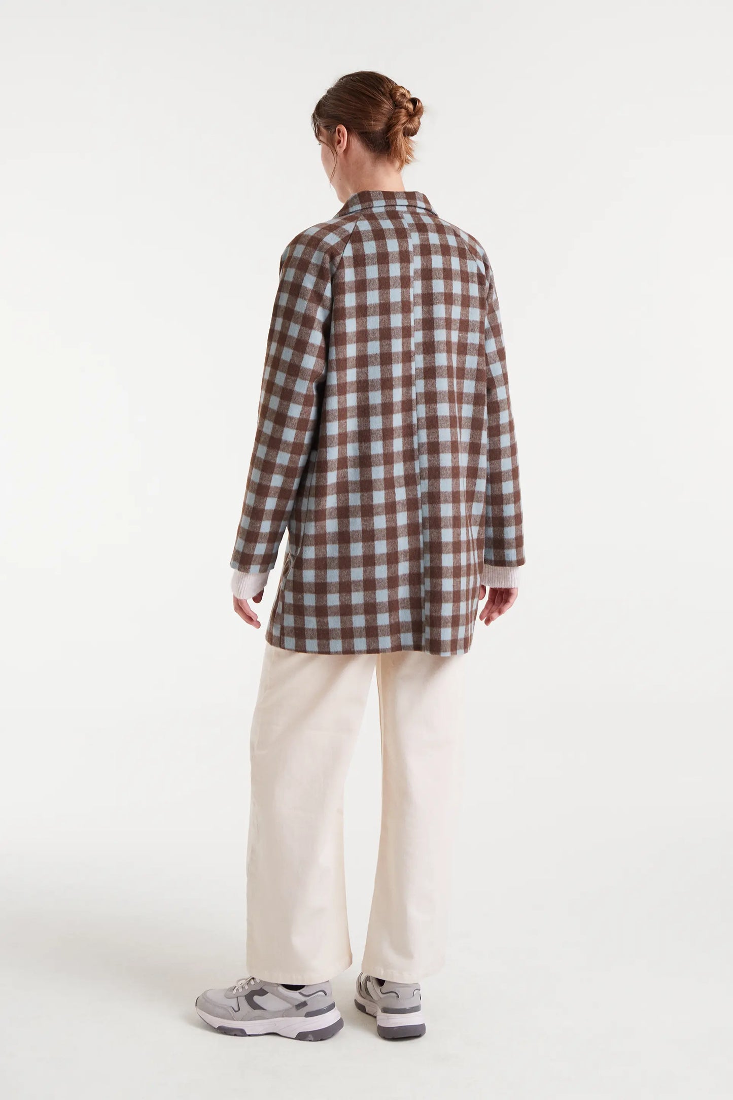 Abrigo de cuadros marrón