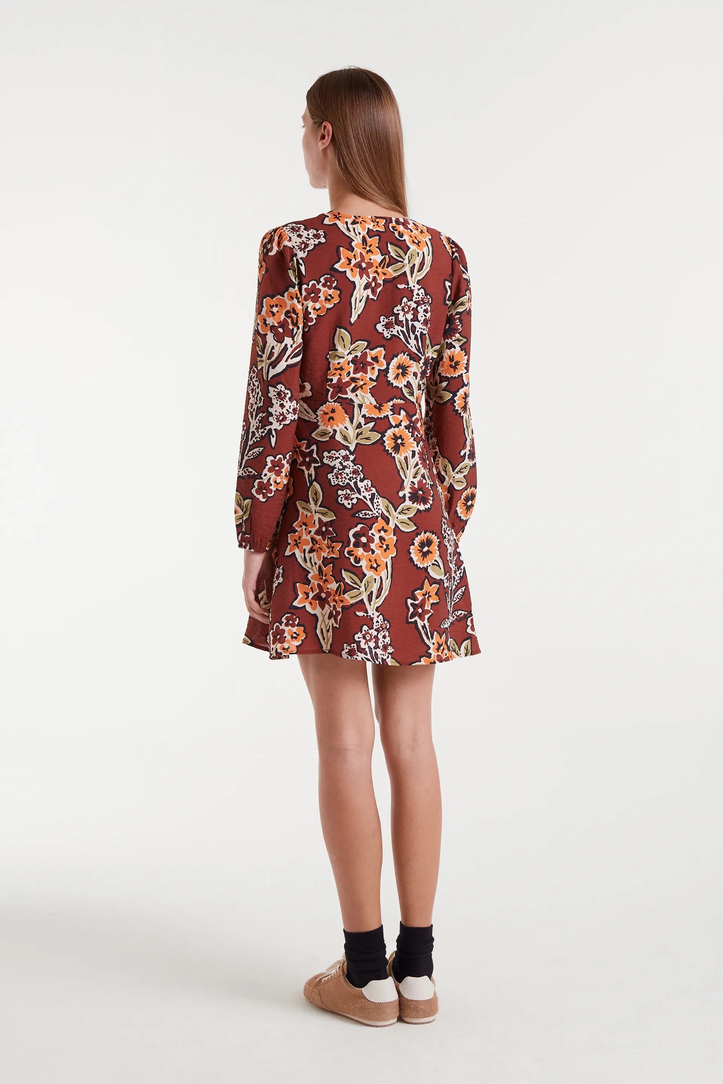 Short lightweight crepe dress with Daisy print