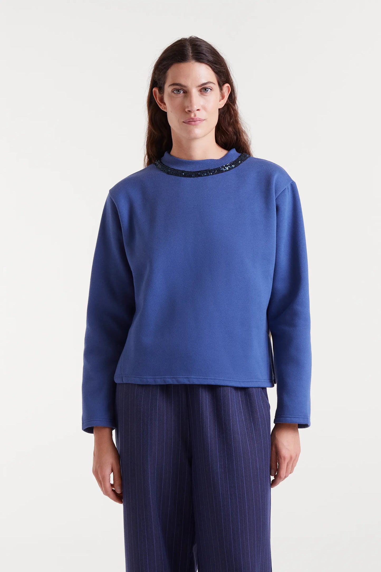 Felpa girocollo con paillettes