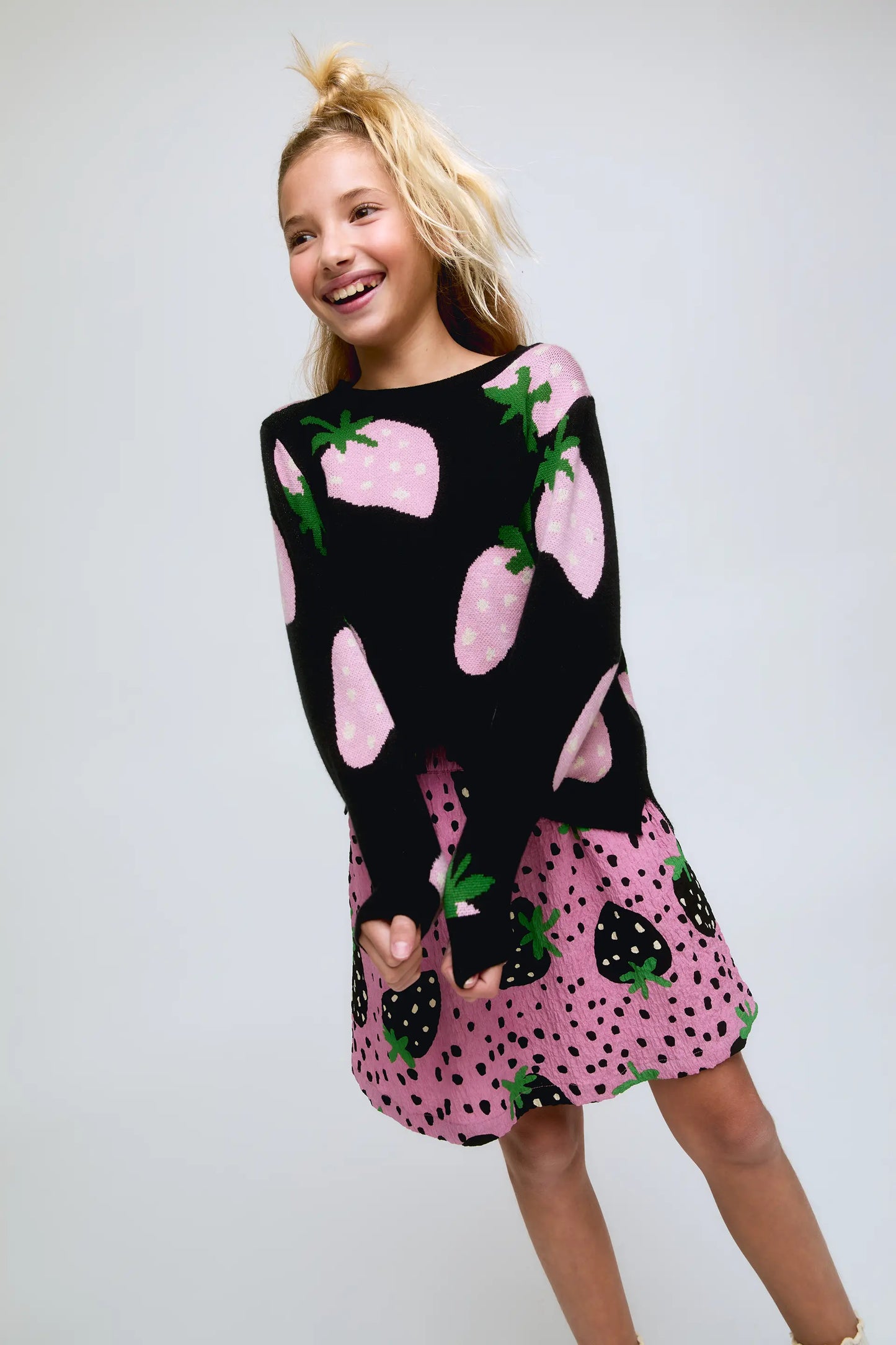 Maglione da bambina in maglia stampata Morango