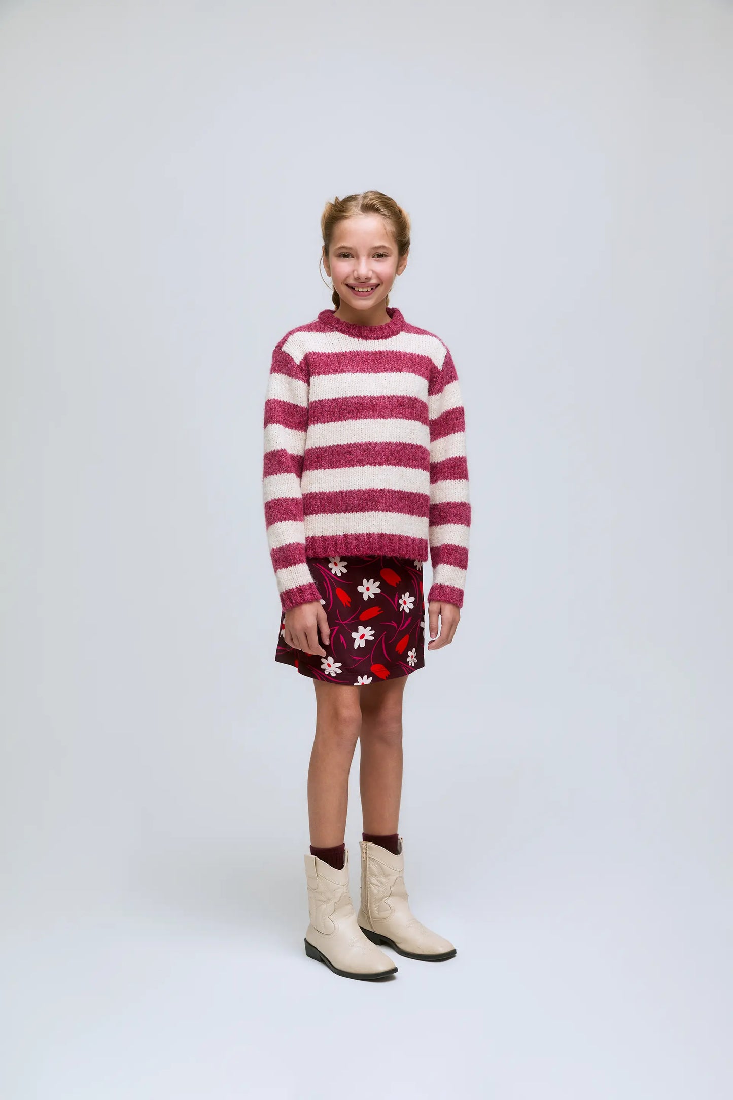 Jersey de niña de punto rayas blancas y fucsias