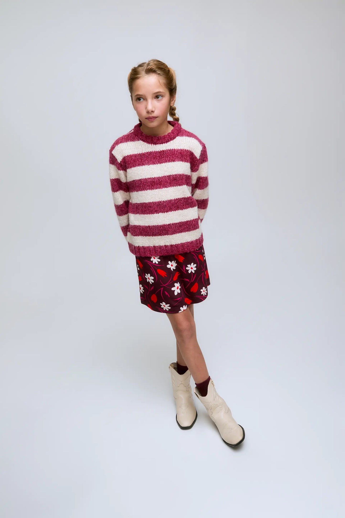 Jersey de niña de punto rayas blancas y fucsias