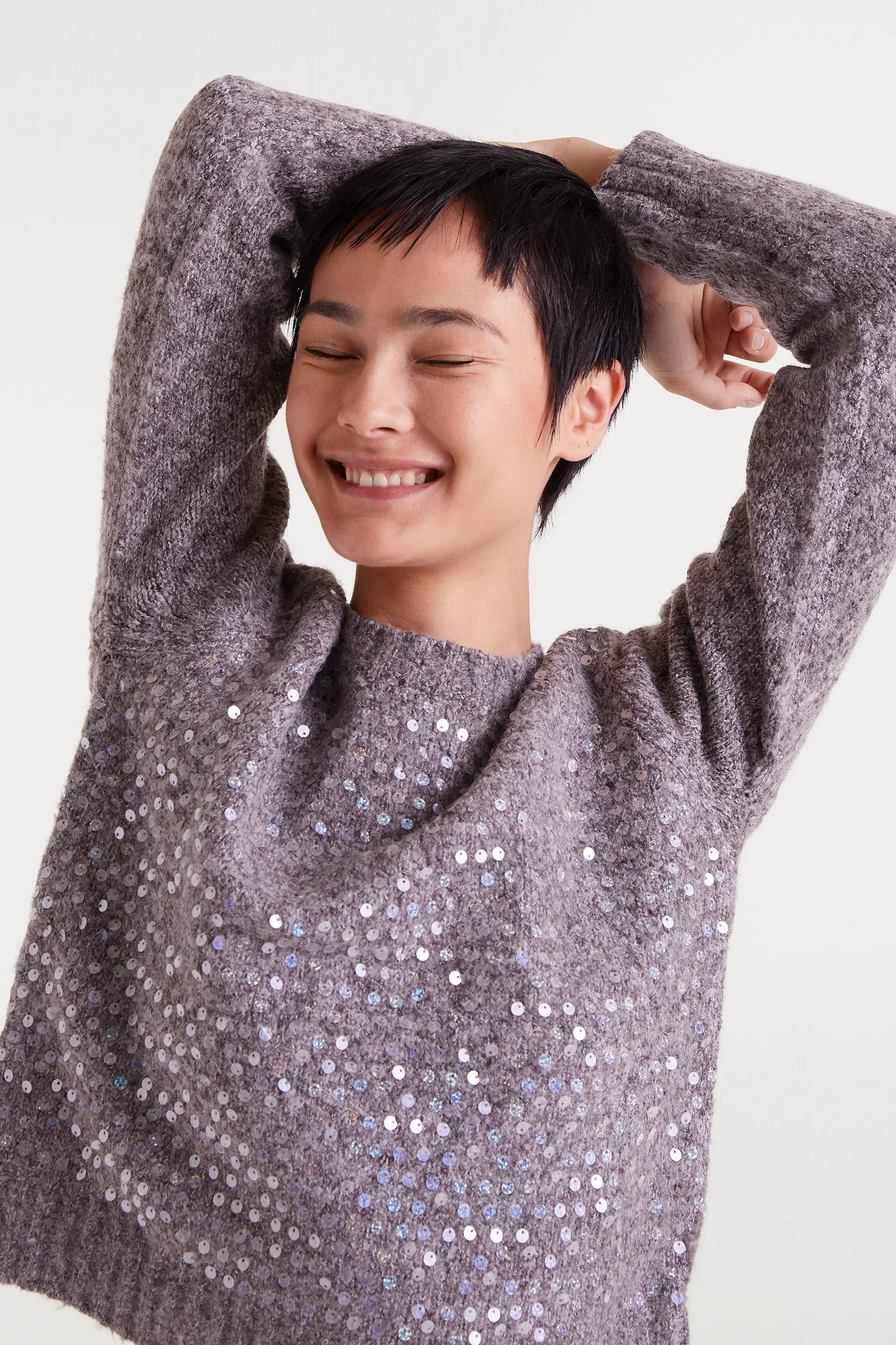 Brown knitted sweater with sequin details