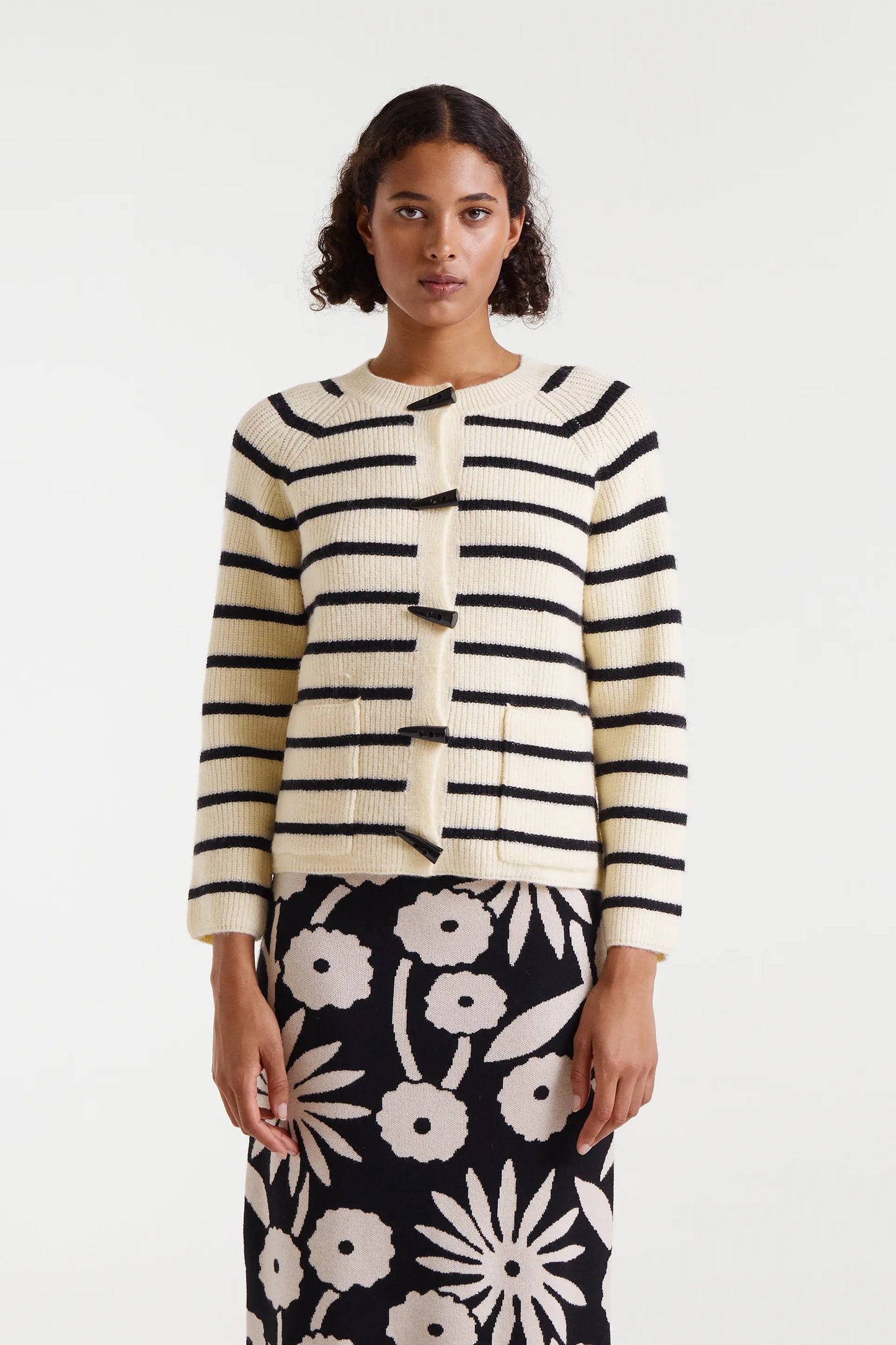 Cárdigan punto rayas blanco y negro