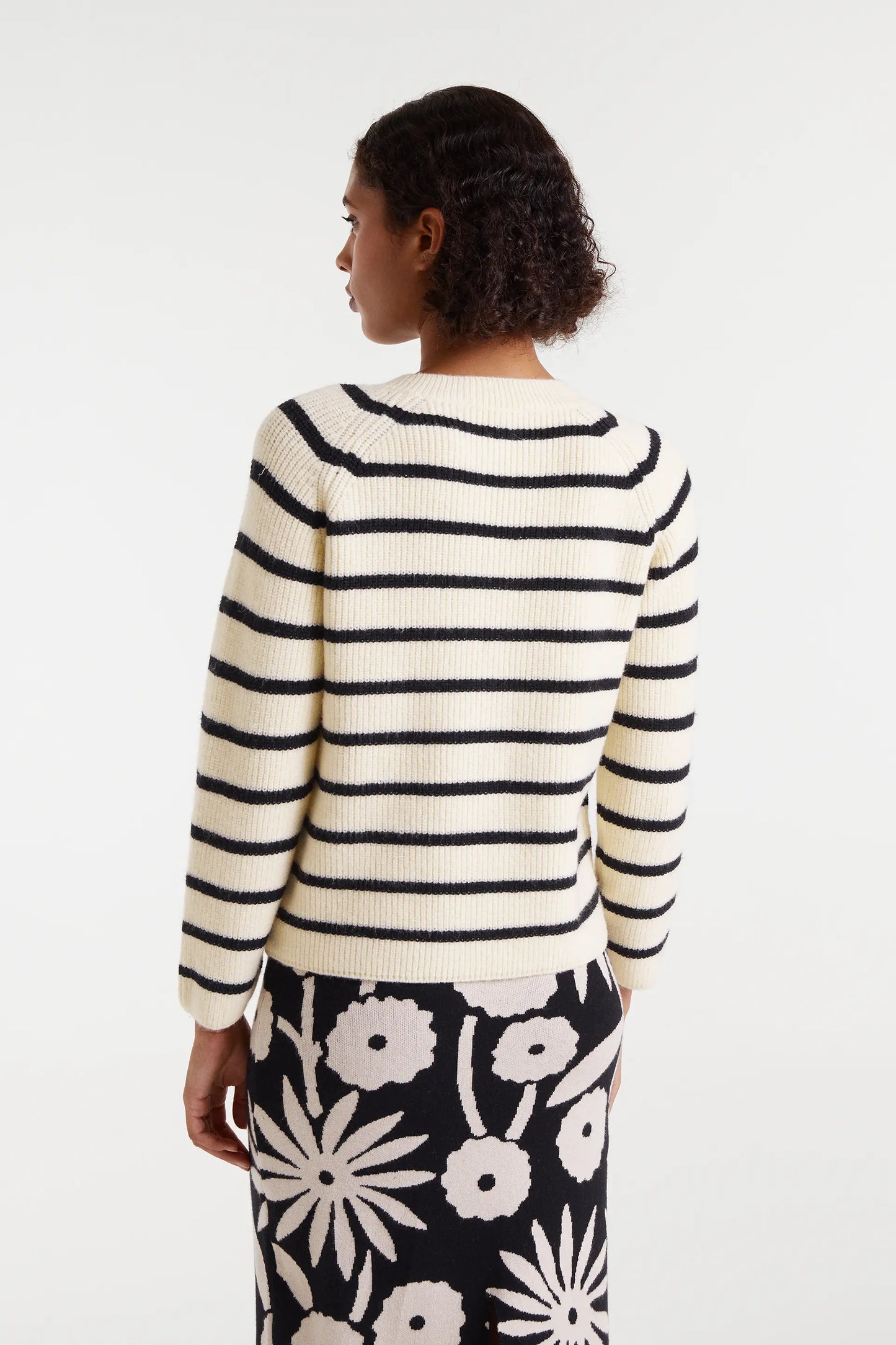 Cárdigan punto rayas blanco y negro
