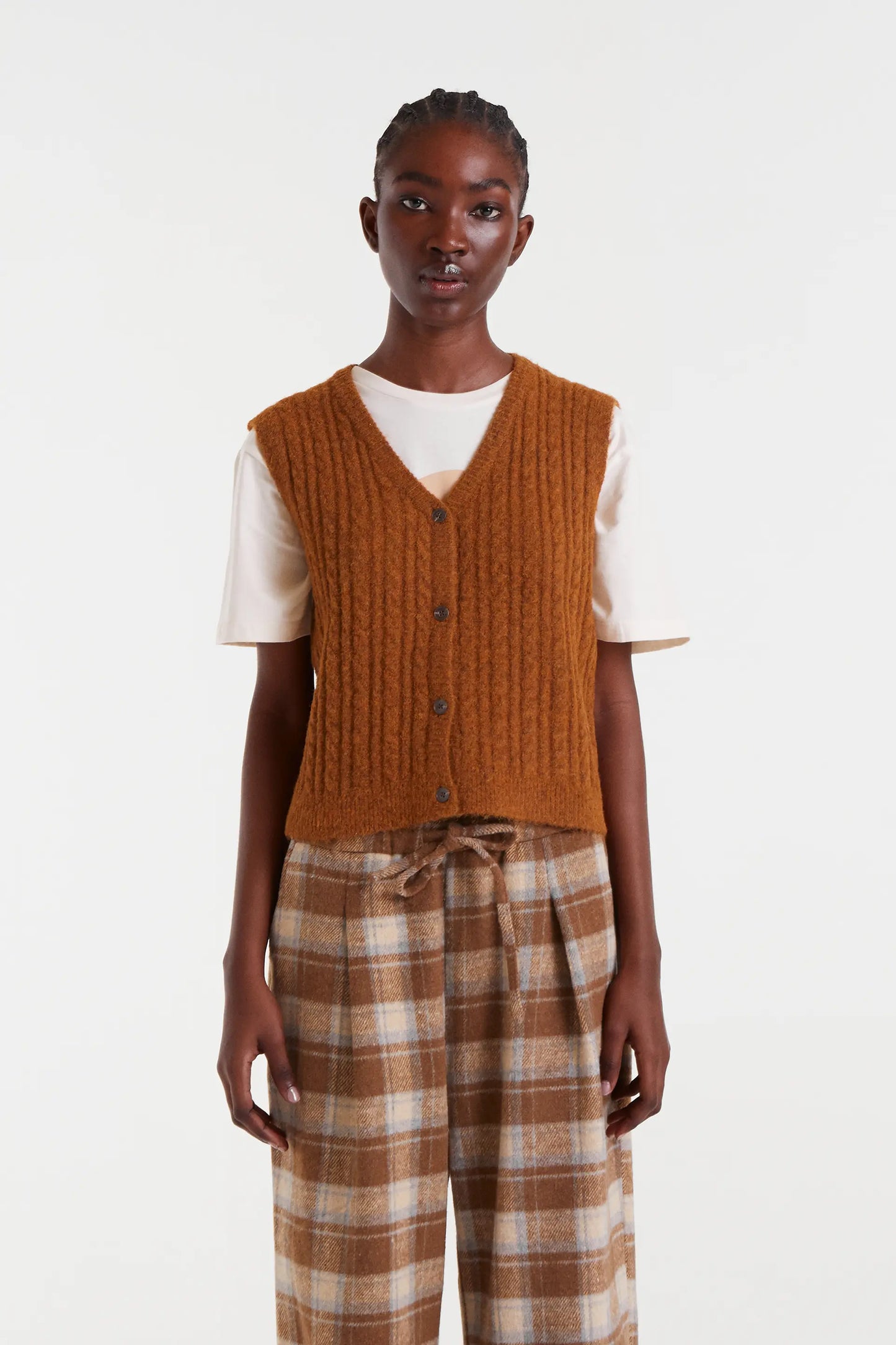 Gilet lavorato a maglia marrone