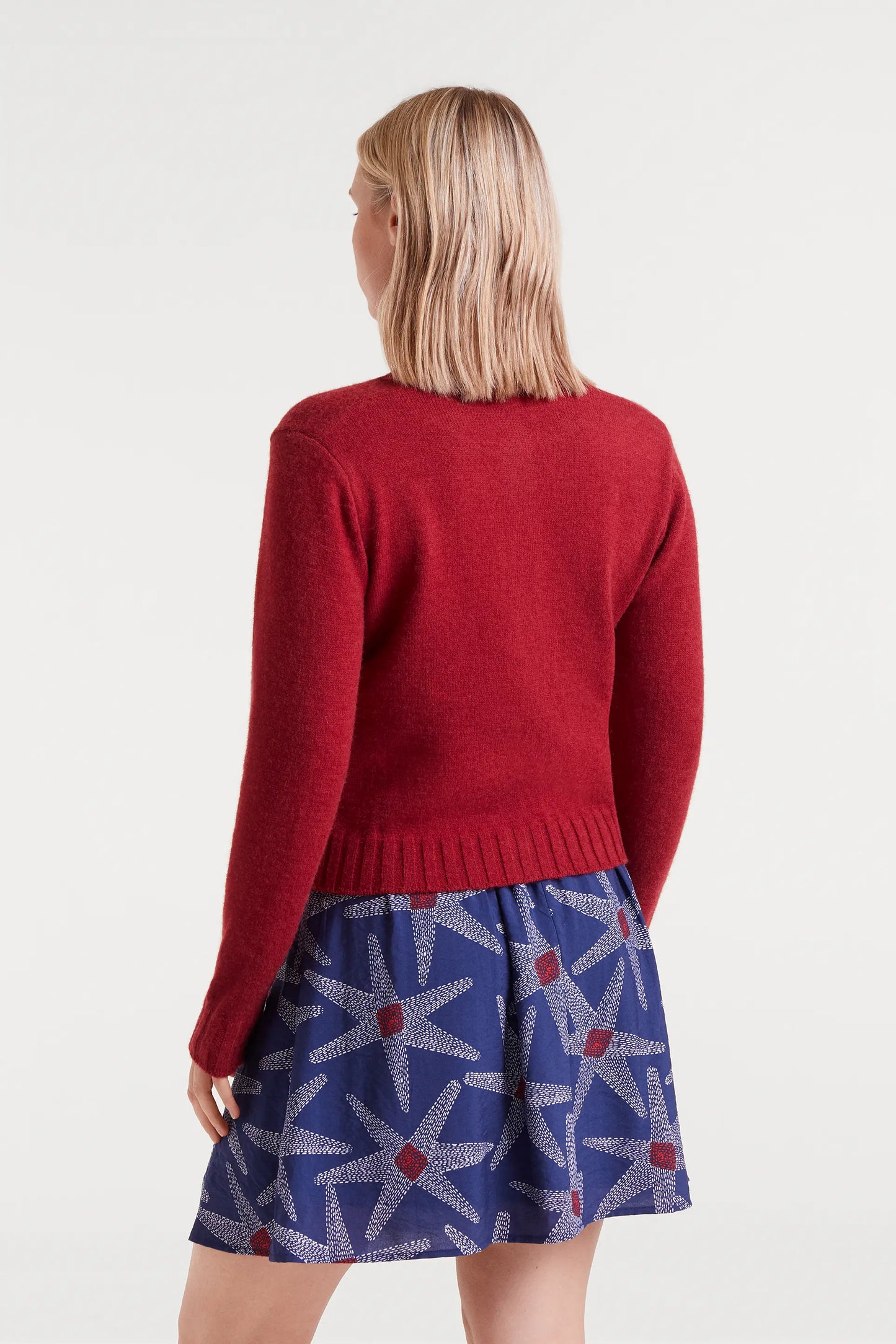 Cárdigan de punto rojo