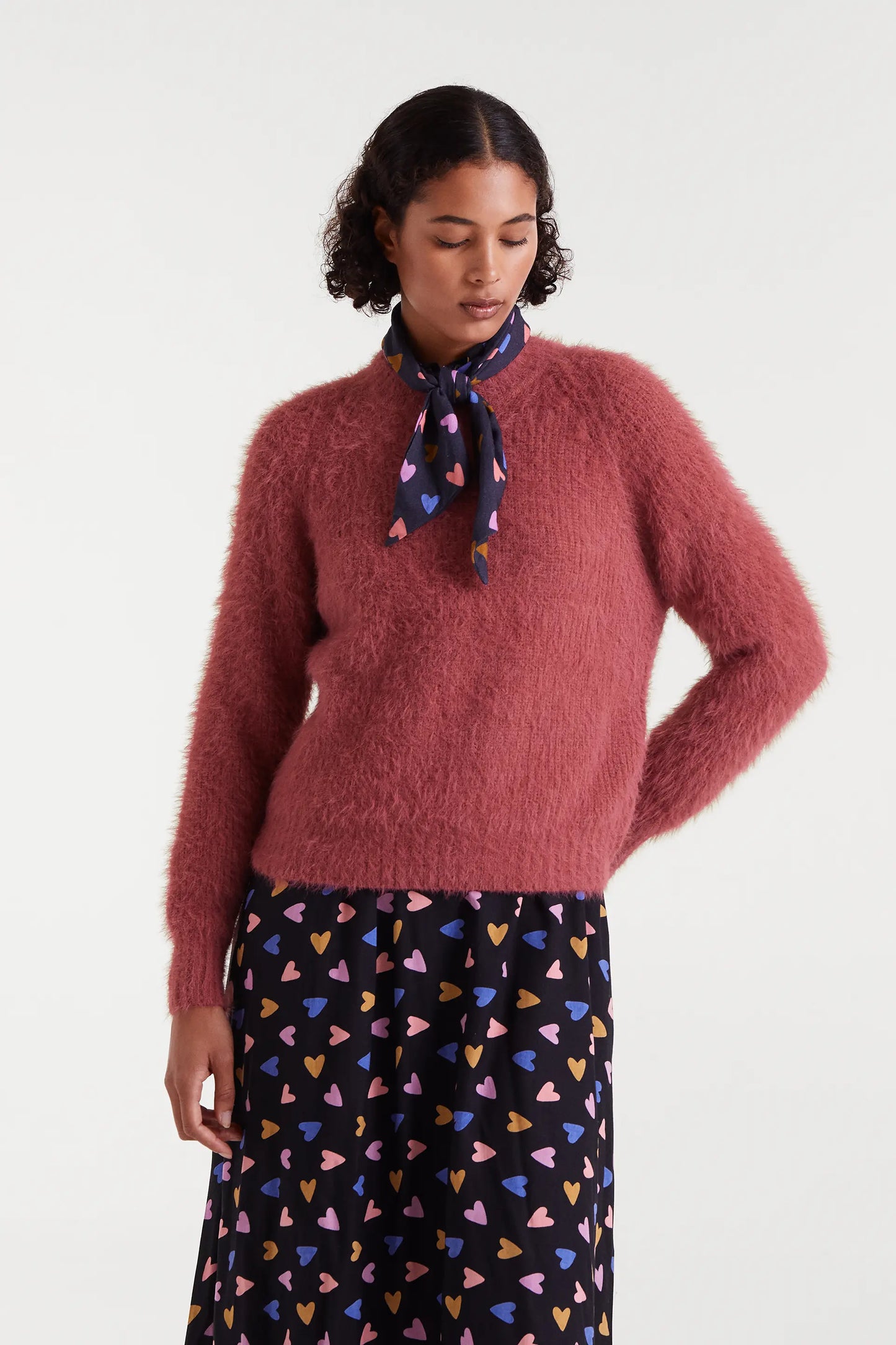 Maglione lavorato a maglia rosa testurizzato