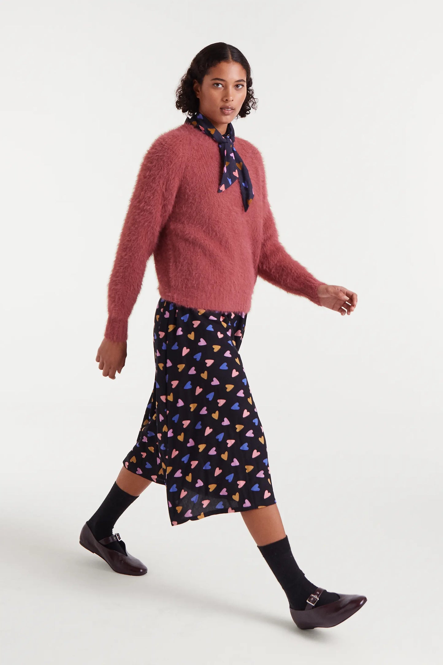 Maglione lavorato a maglia rosa testurizzato