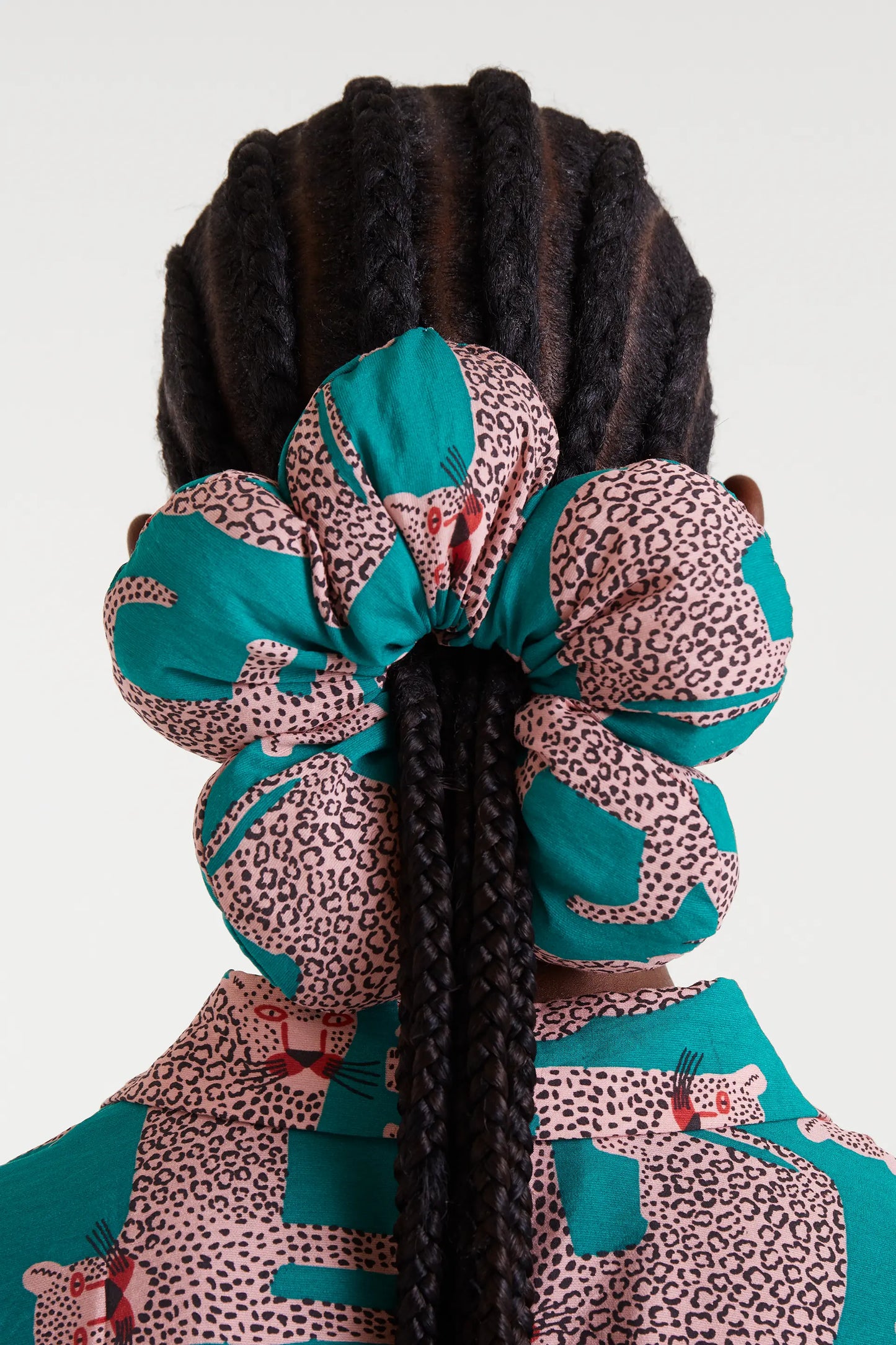 Scrunchie stampato a forma di fiore Onca