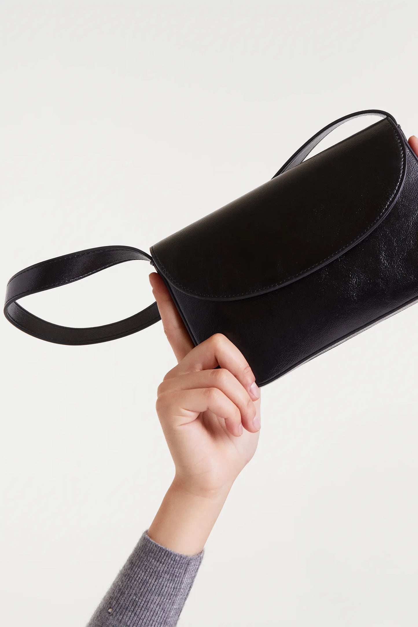 Bolso de hombro cuero sintético negro