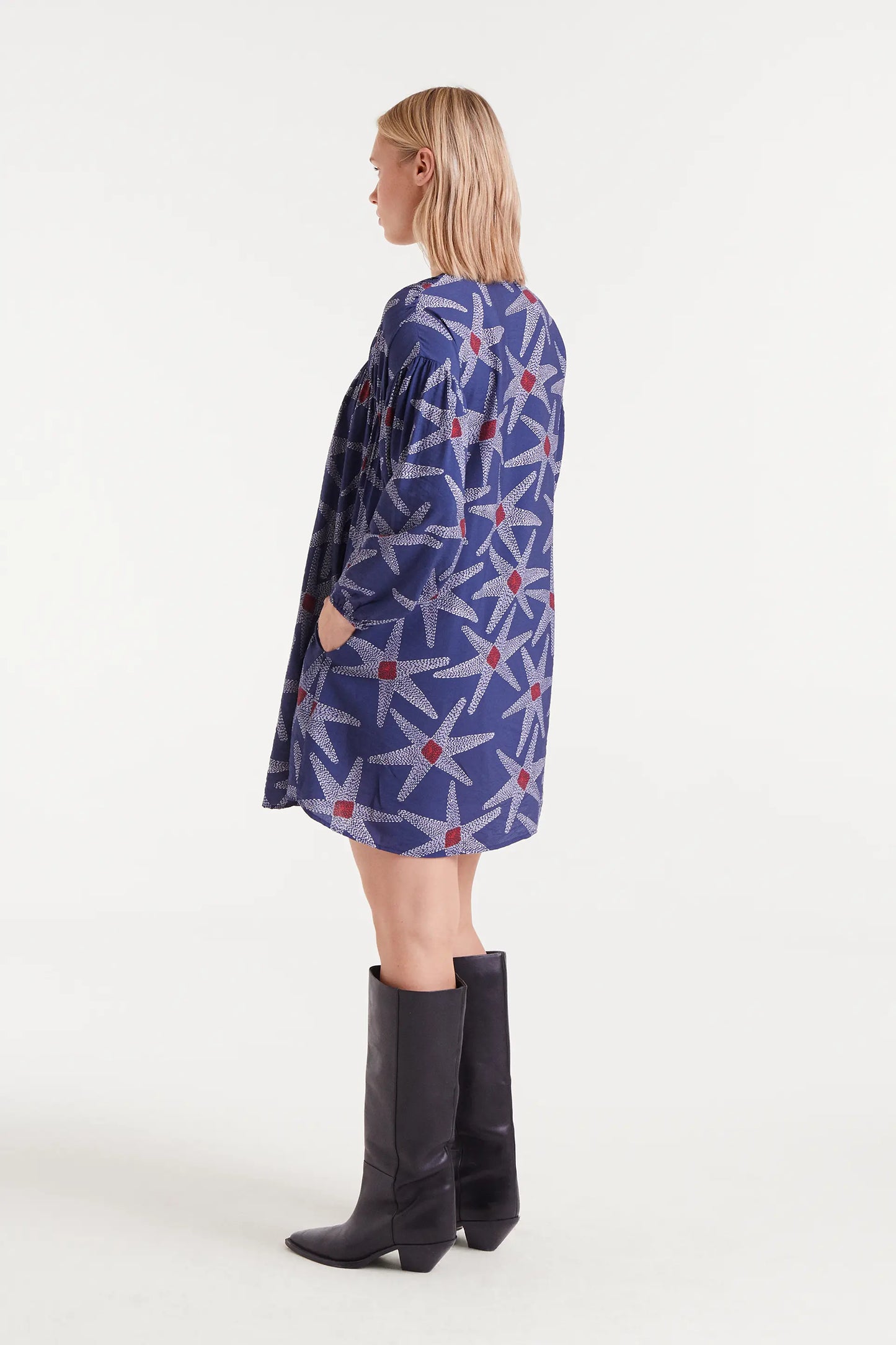 Vestido corto con estampado Starships