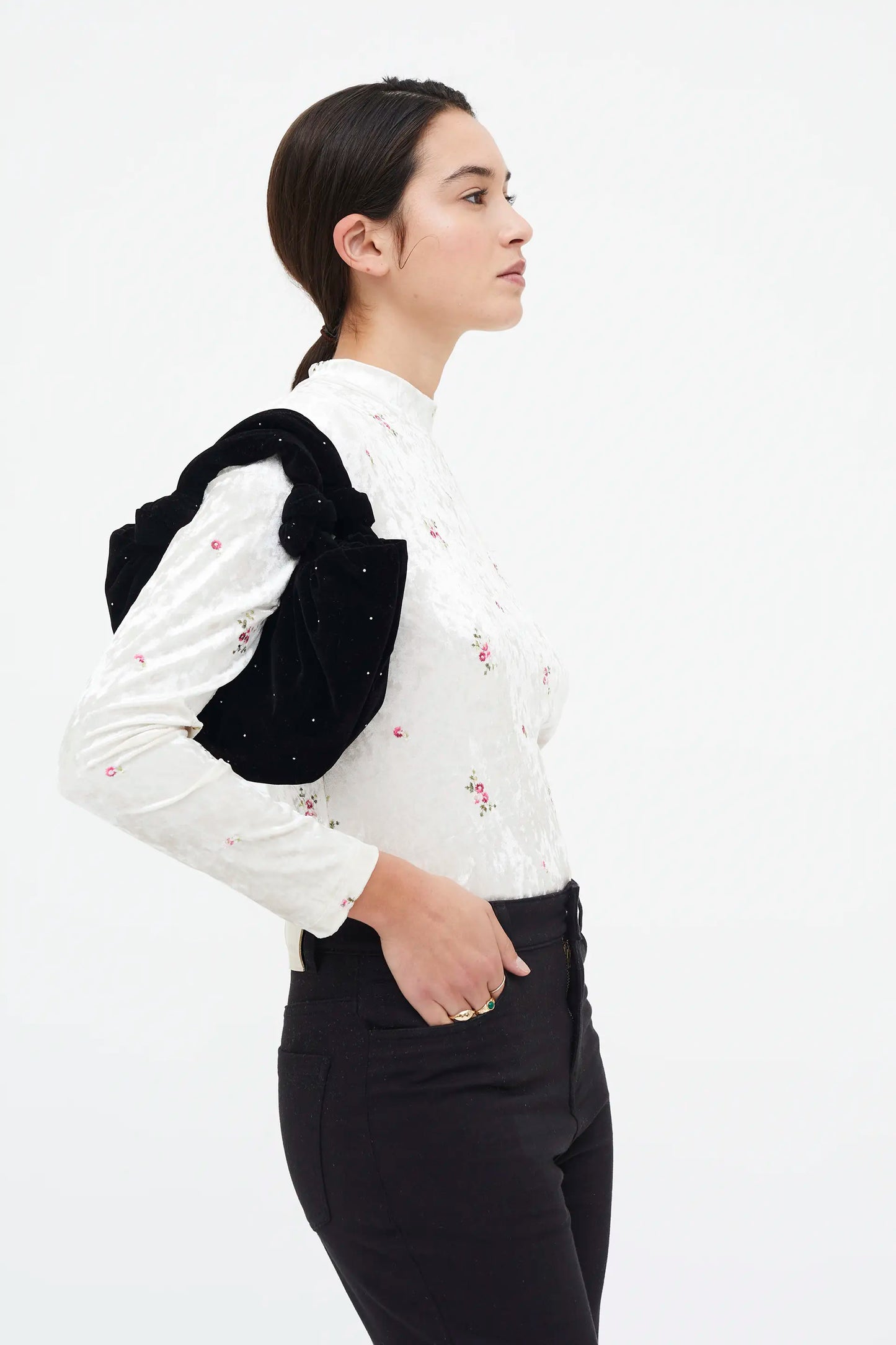 Velvet T-shirt with floral embroidery