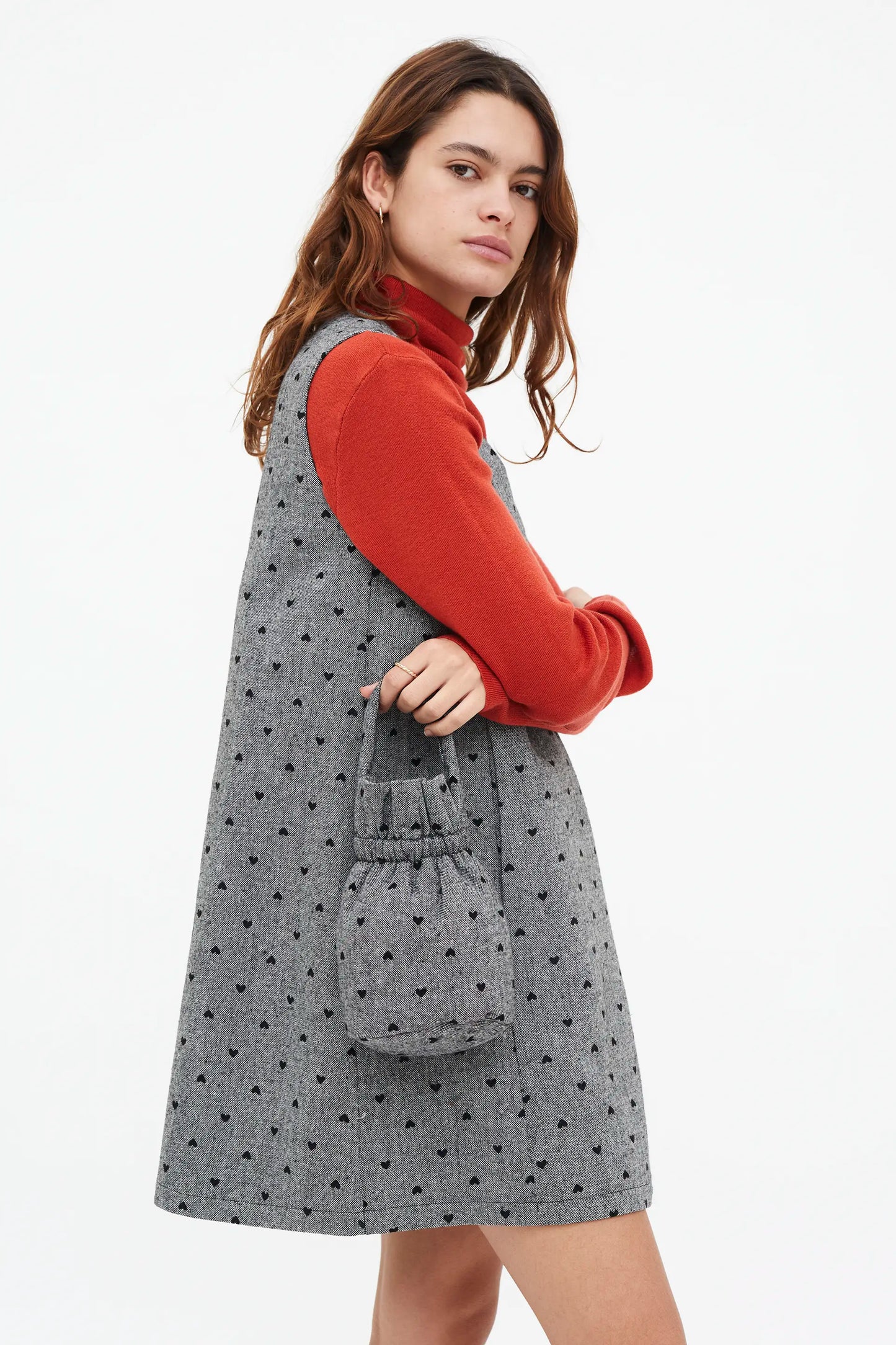 Abito corto in tweed con stampa a cuore nero