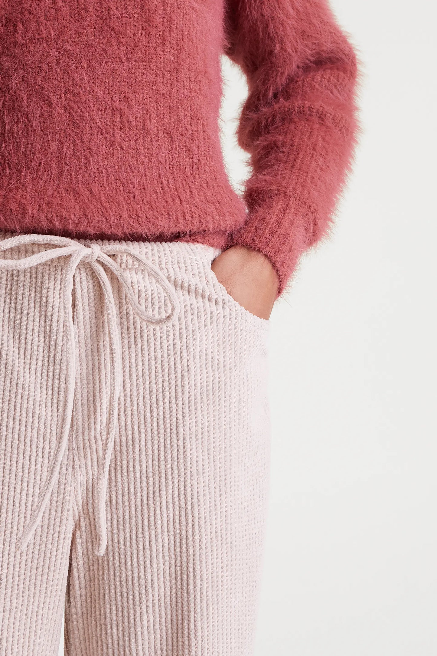 Pantaloni dritti in velluto a coste bianco