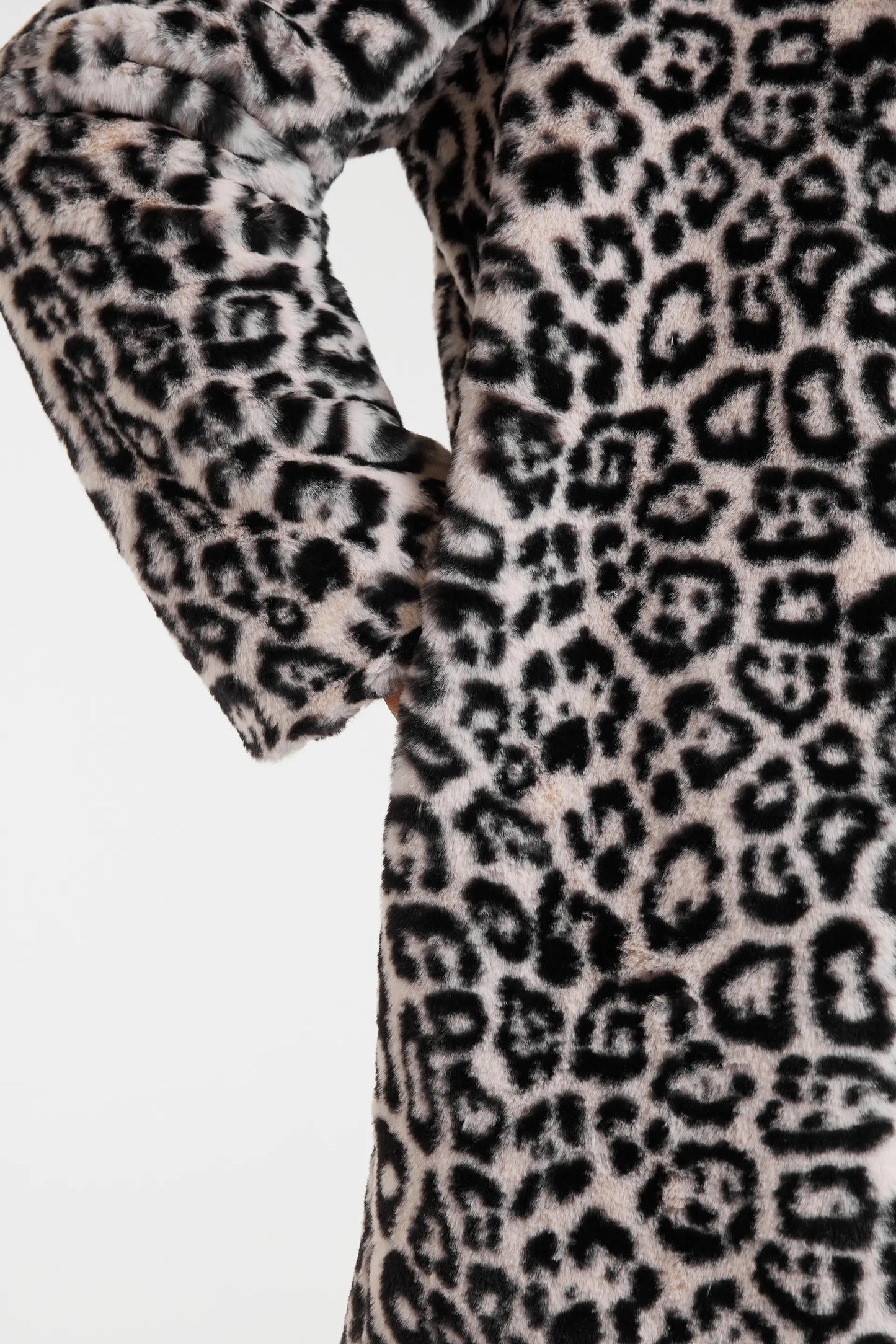 Cappotto bianco con stampa animalier