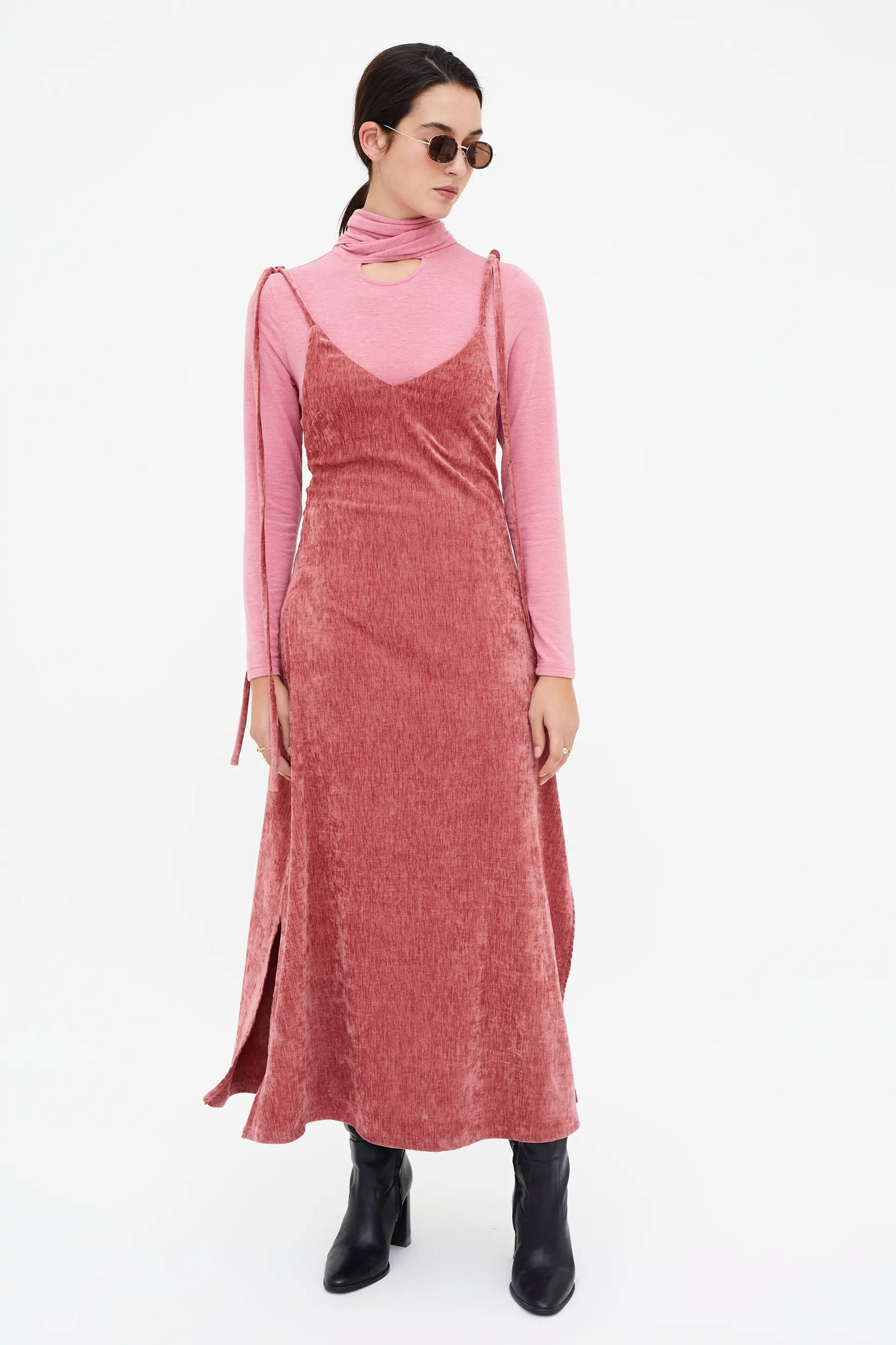 Long pink velvet dress
