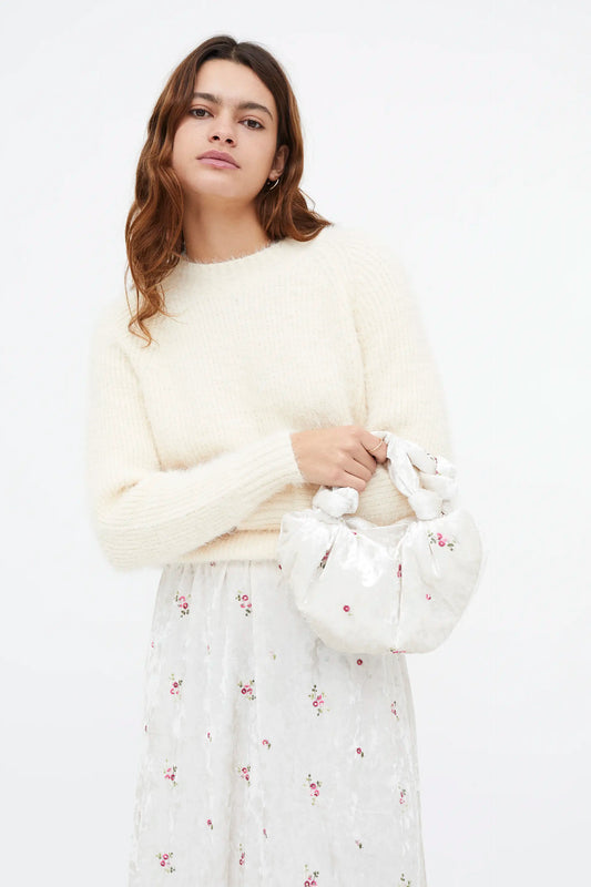 Bolso de mano terciopelo con bordado floral