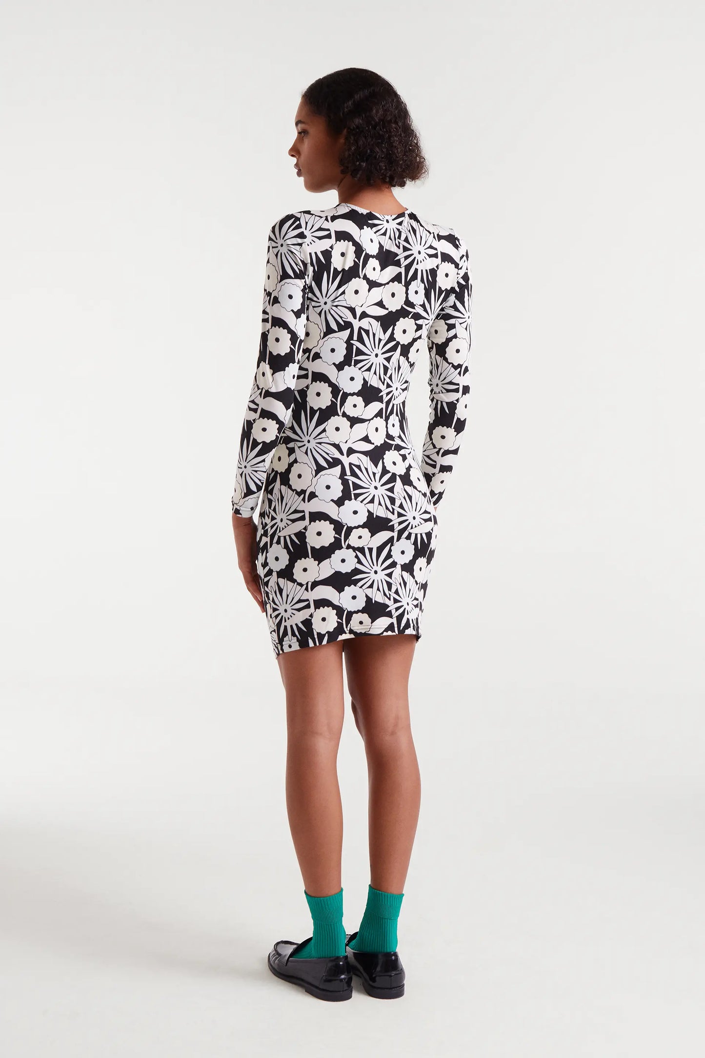 Vestido corto con estampado Tofu