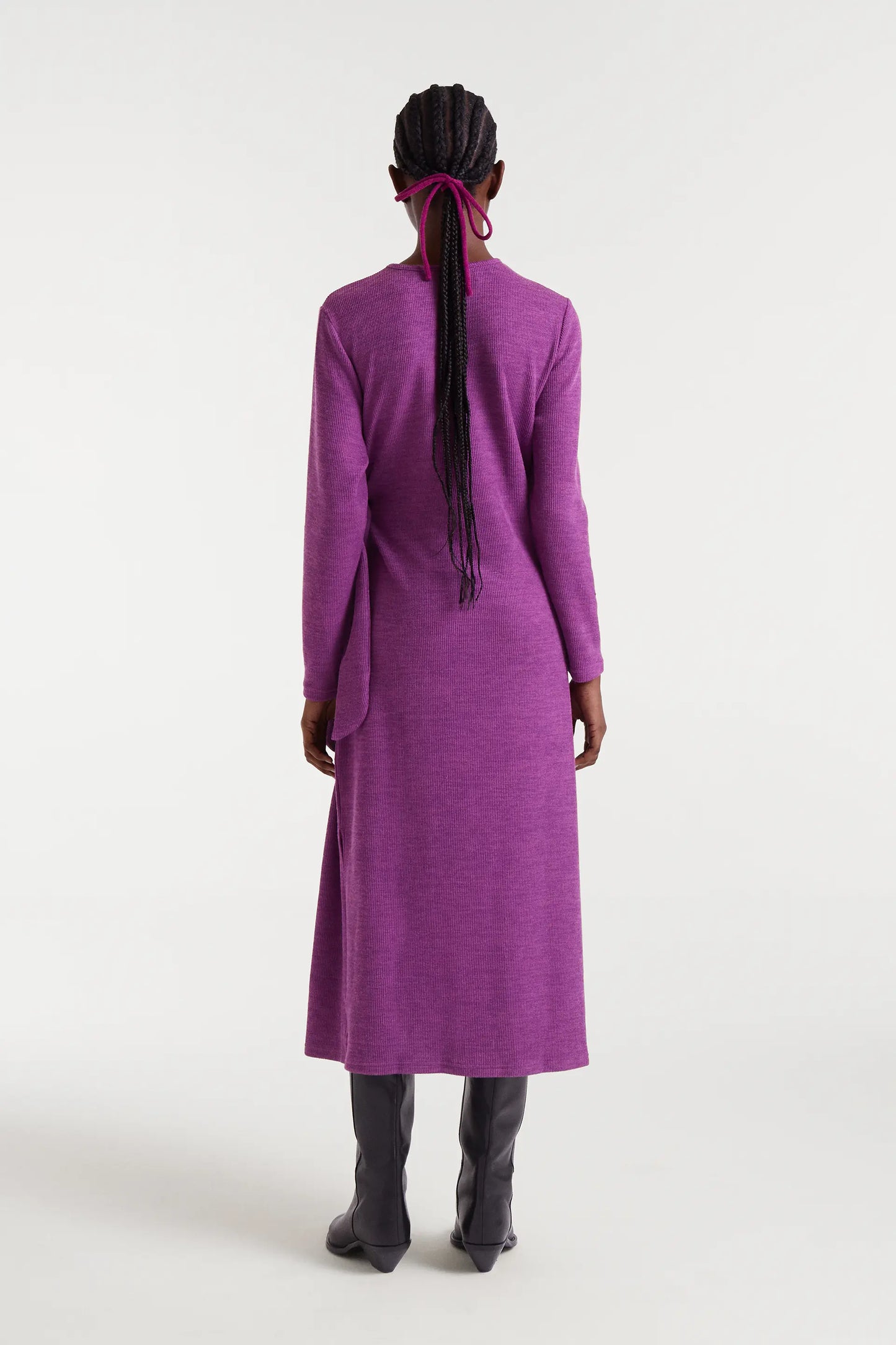 Long magenta ribbed knit dress