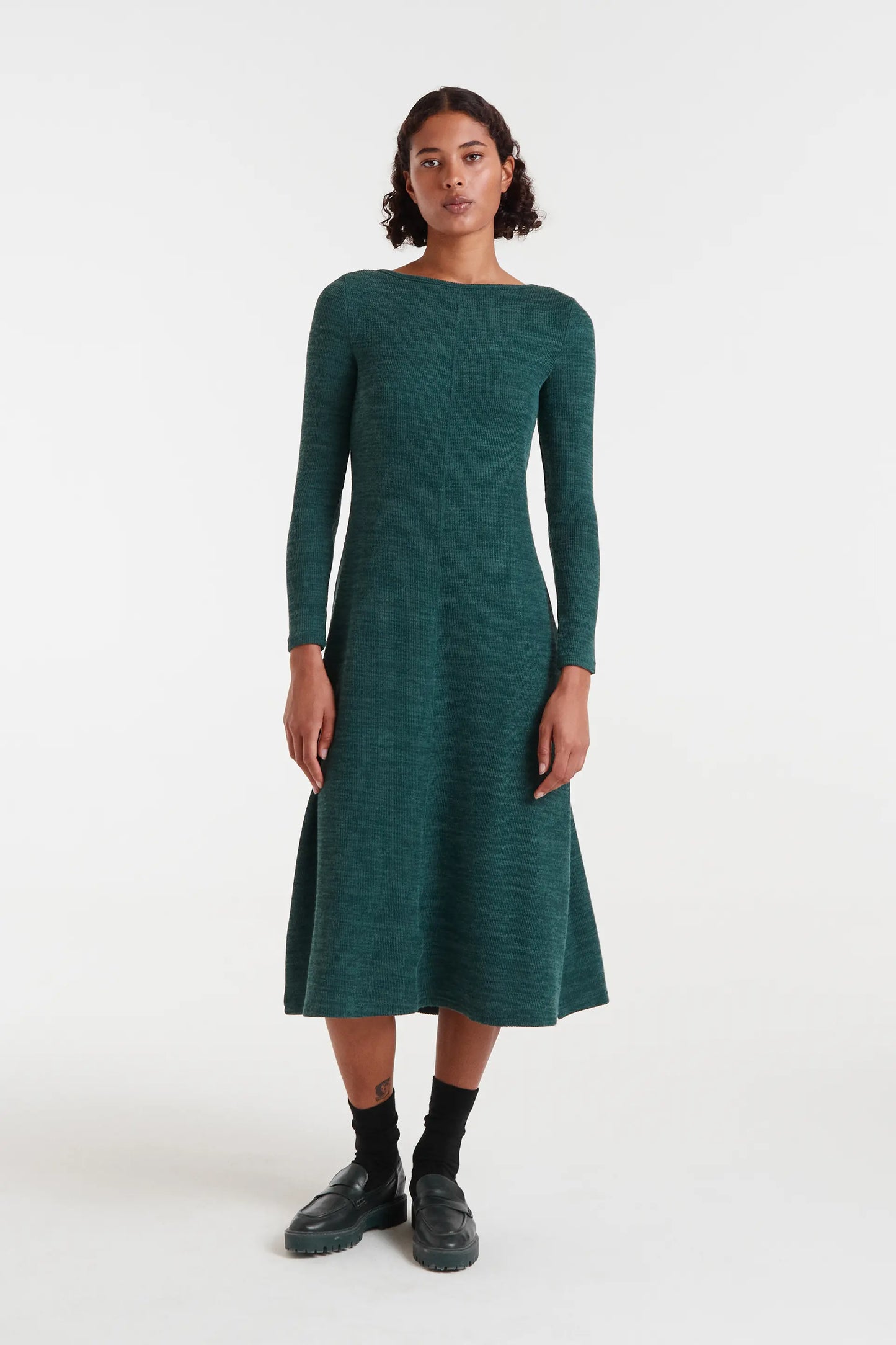 Abito midi in maglia a coste verde