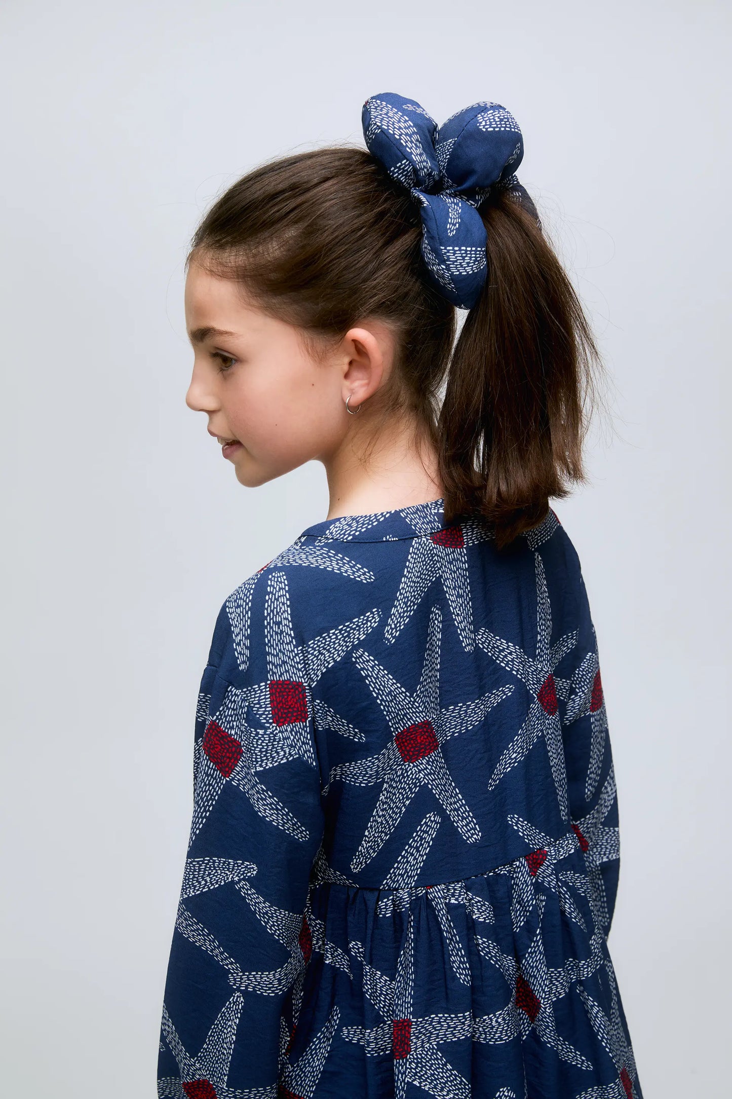 Abito corto da bambina con stampa di astronave