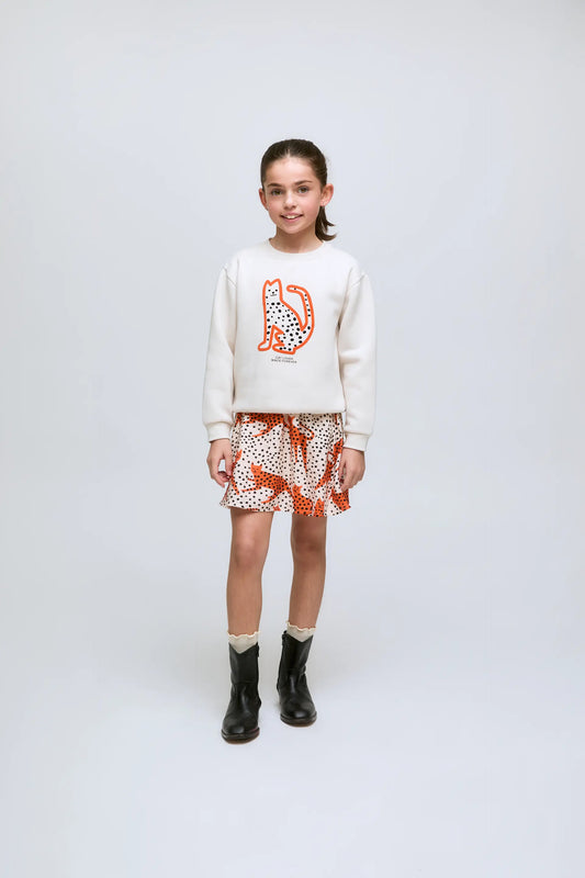 Sudadera blanca de niña con estampado leopardo