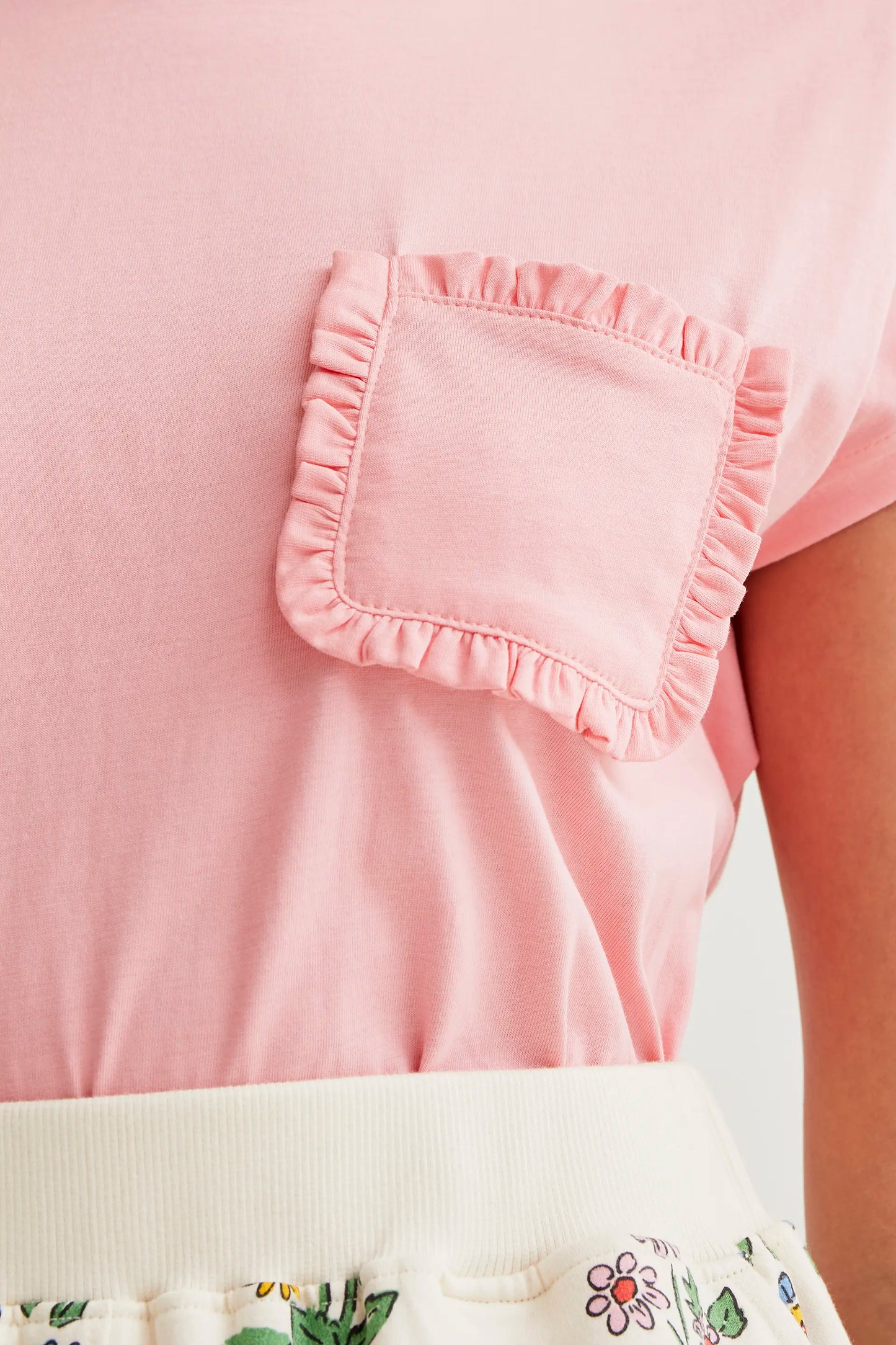 Basic 100% cotton pink t-shirt