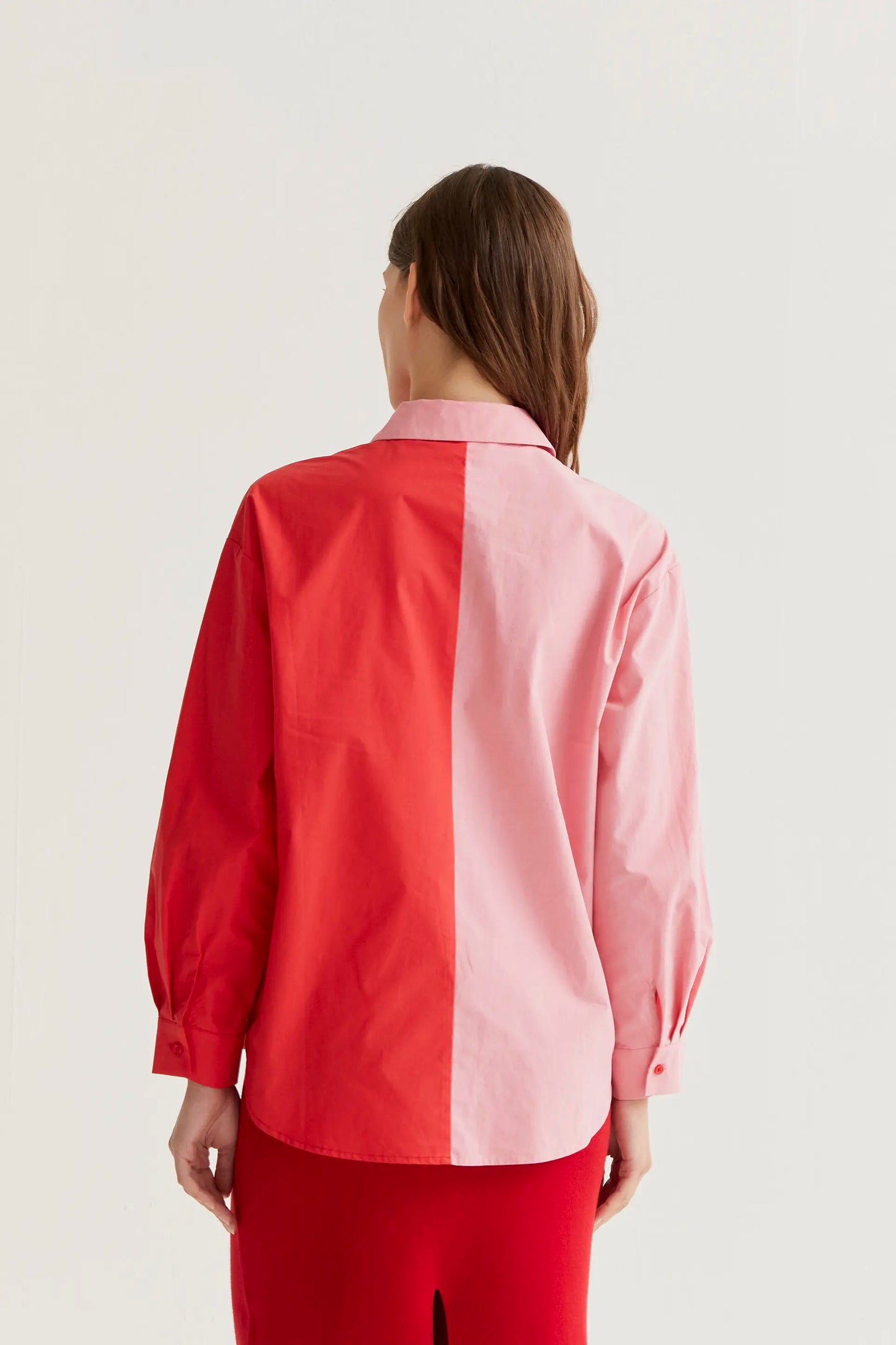 100% cotton two-tone shirt, pink and red