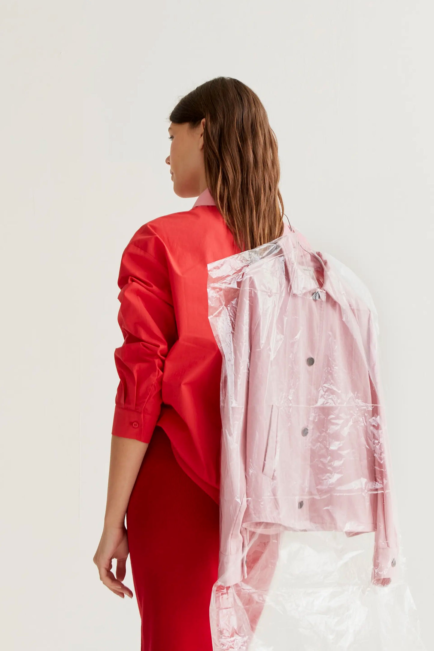 100% cotton two-tone shirt, pink and red