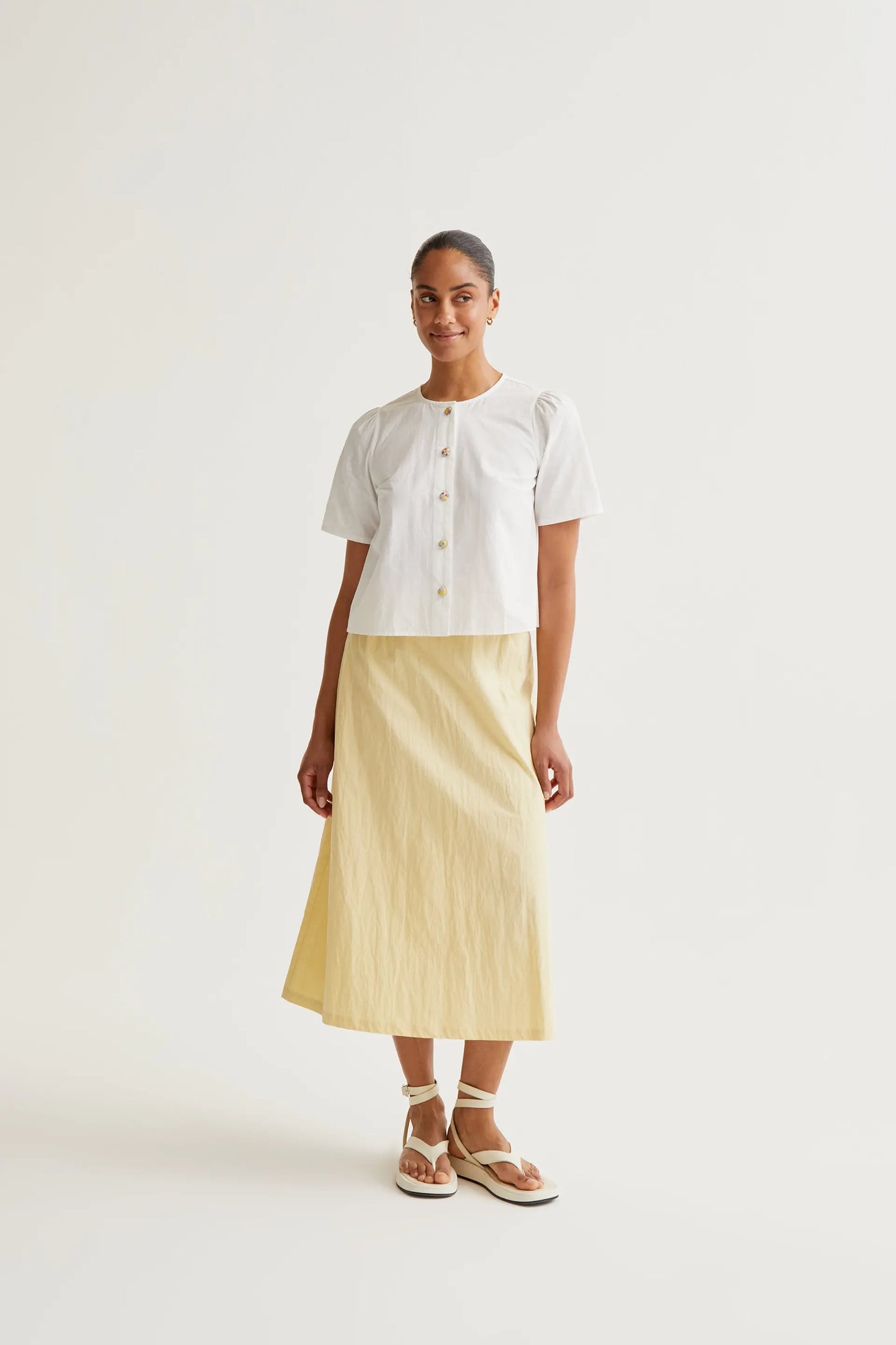 Top 100% algodón con botones multicolor