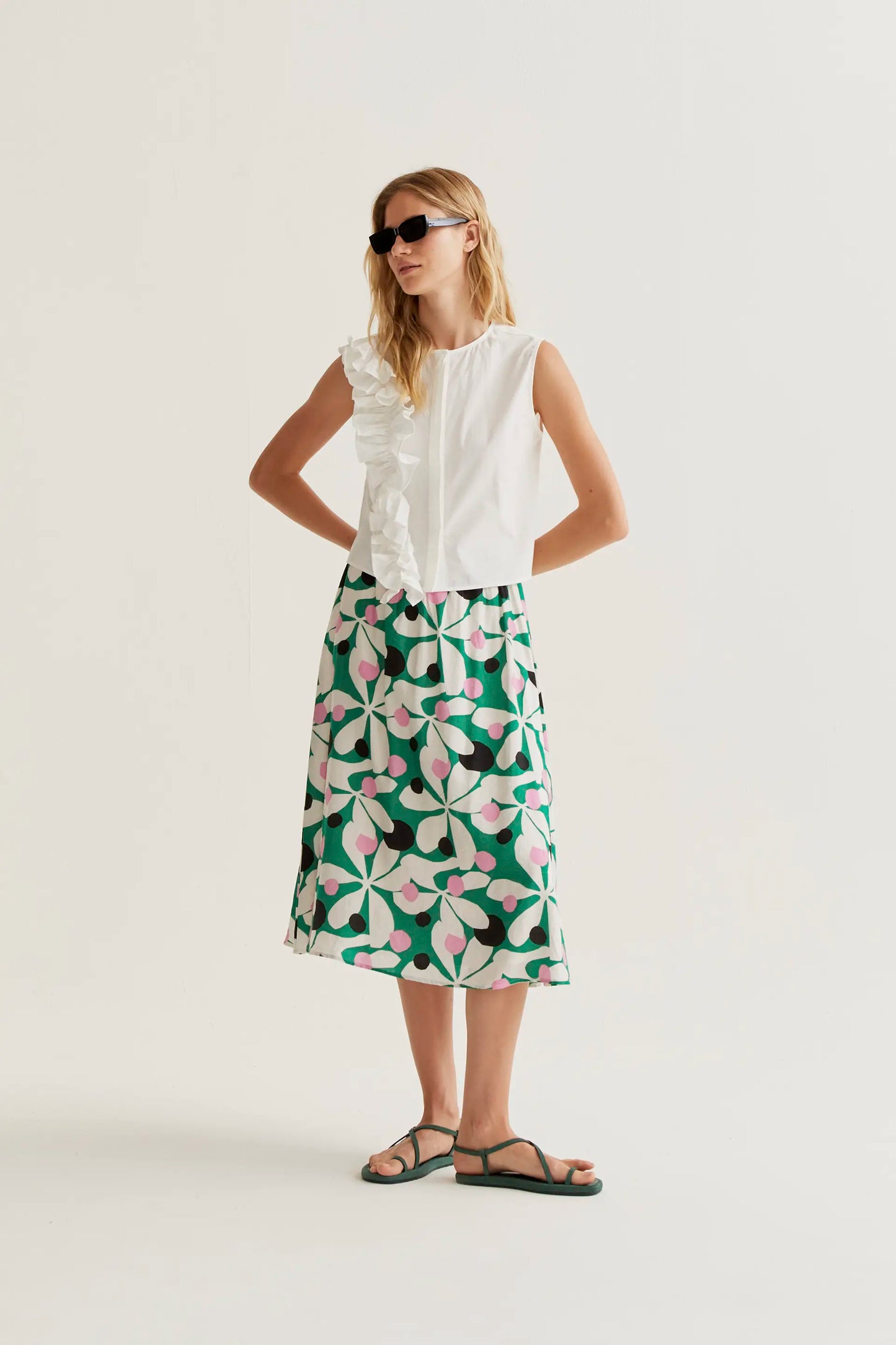 Top 100% algodón blanco con volante