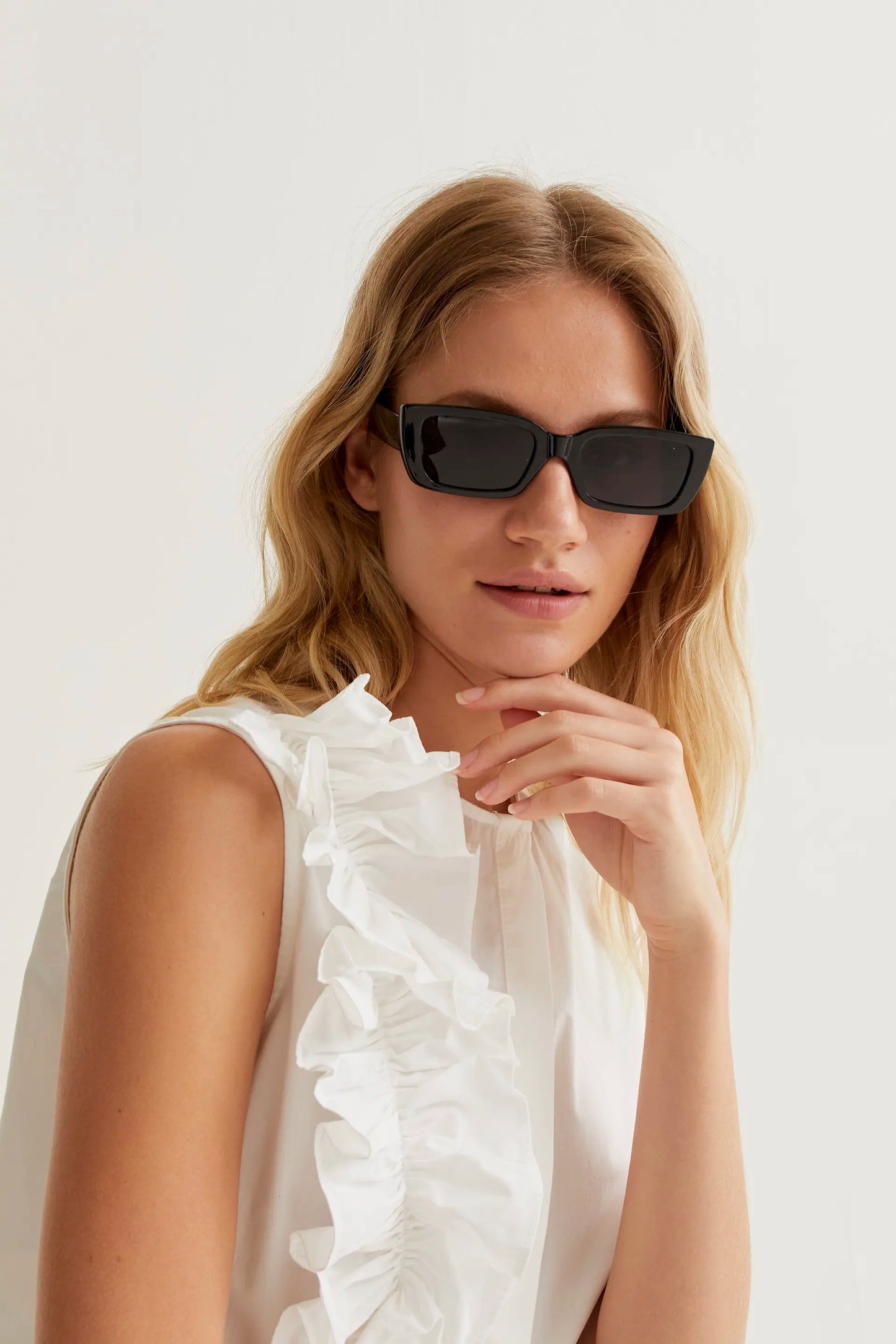 Top 100% algodón blanco con volante