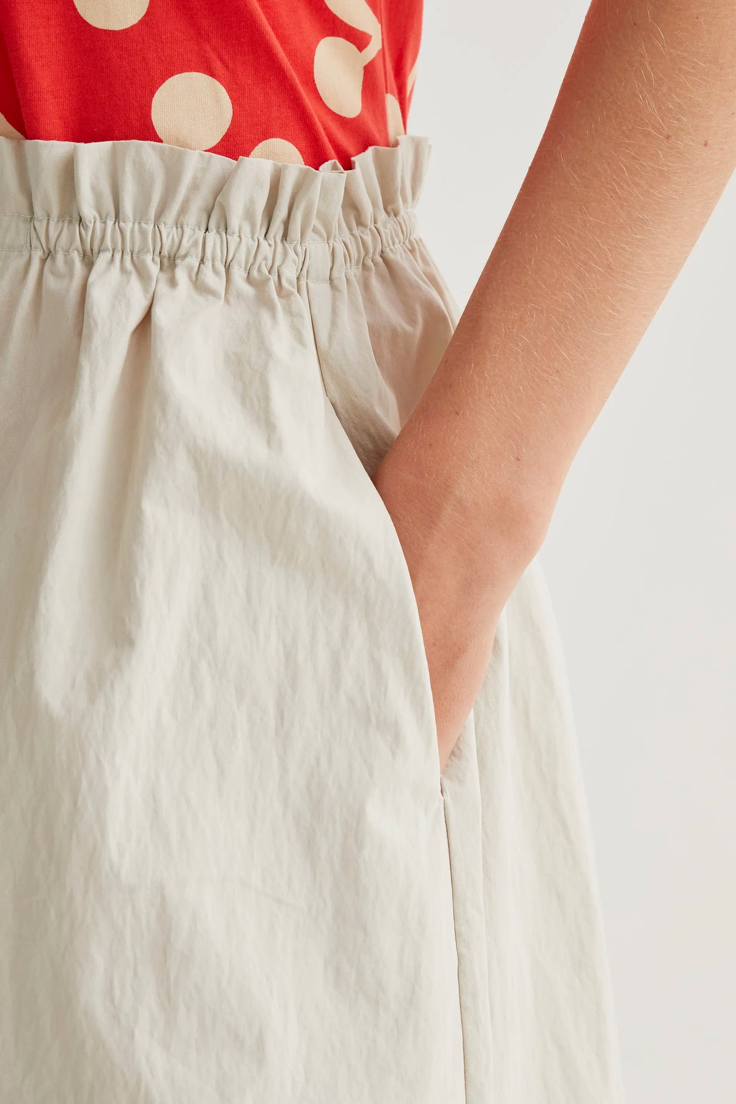 Falda midi blanco roto