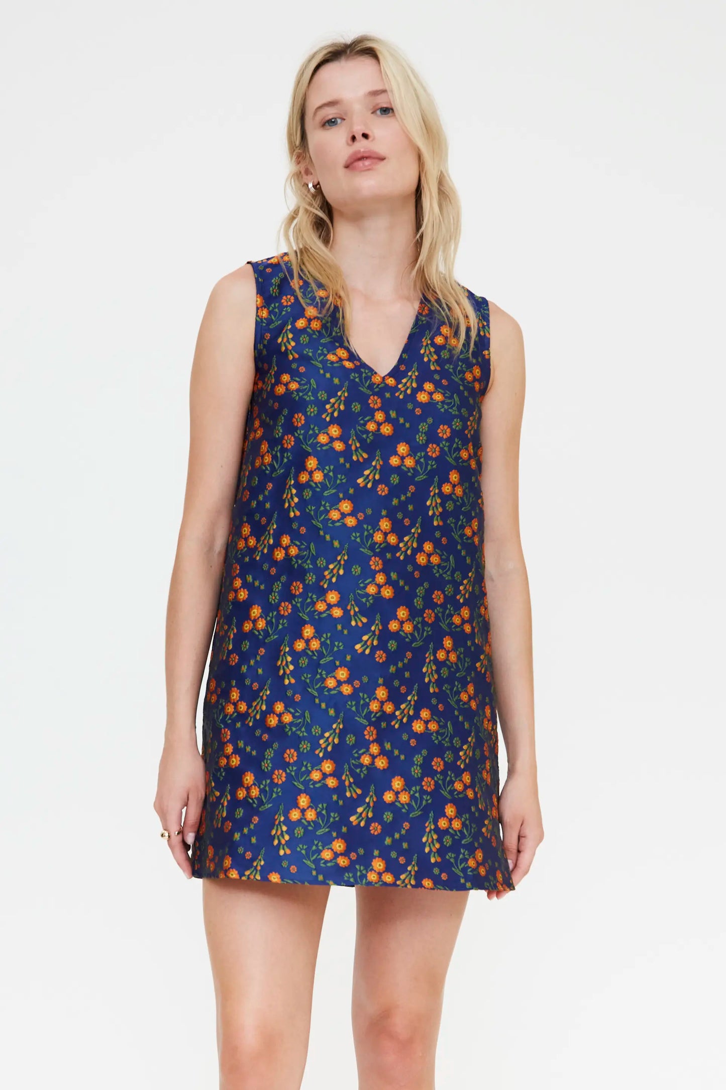 Abito corto con stampa Jacquard Flowers