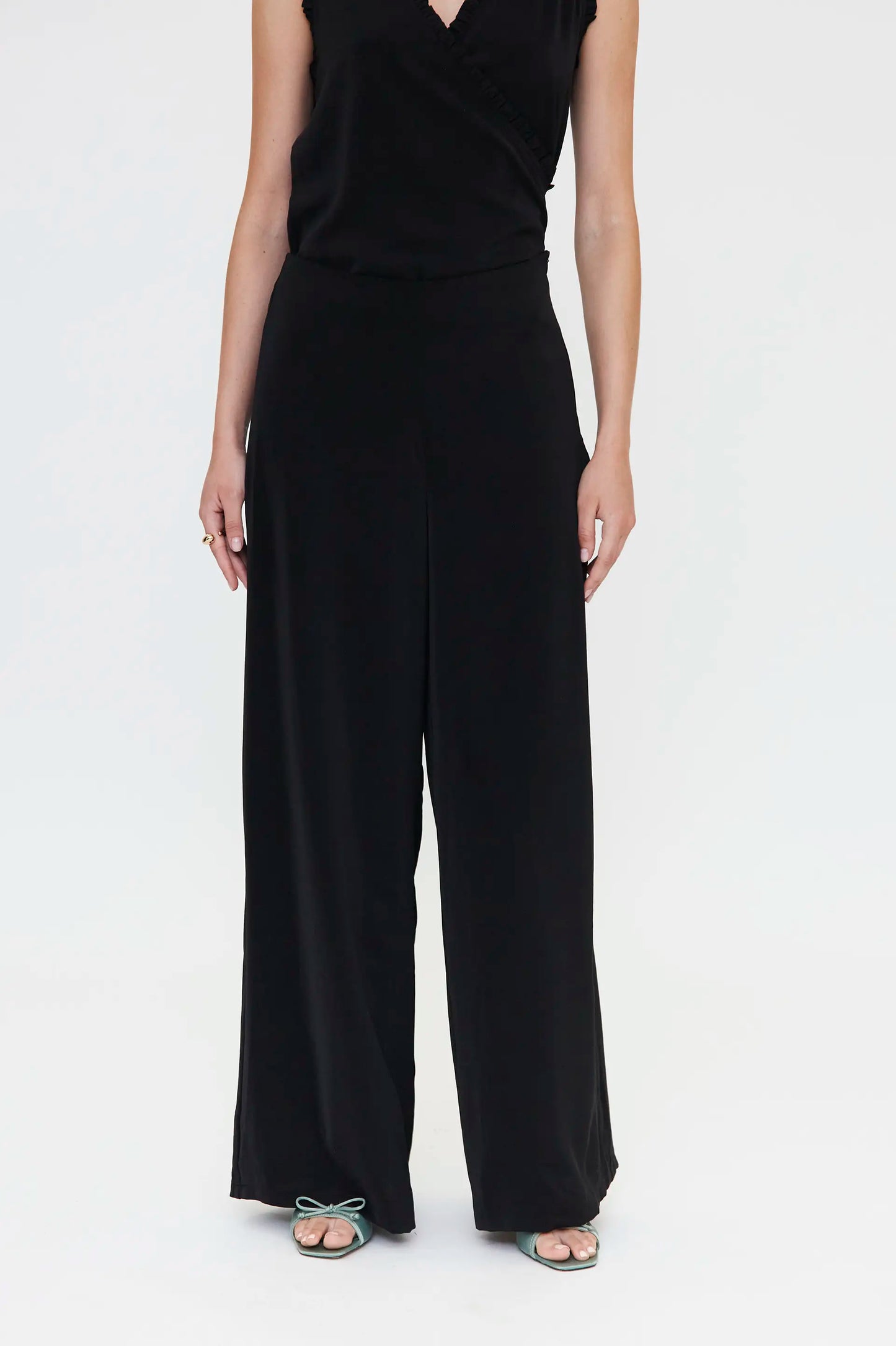 Pantalón fluído negro