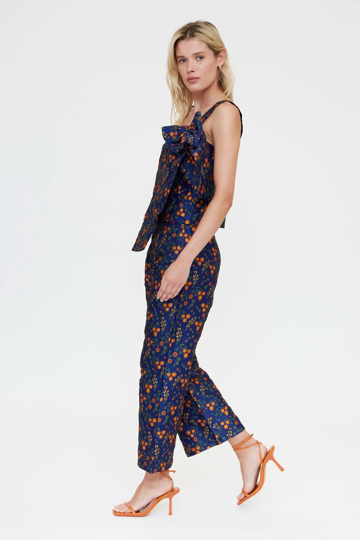 Pantaloni con stampa jacquard a fiori