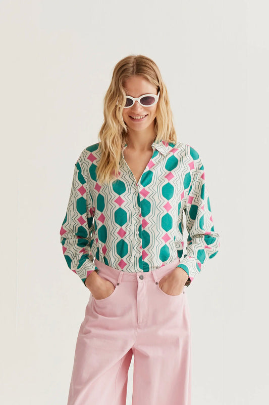 Shirt with Geometric print