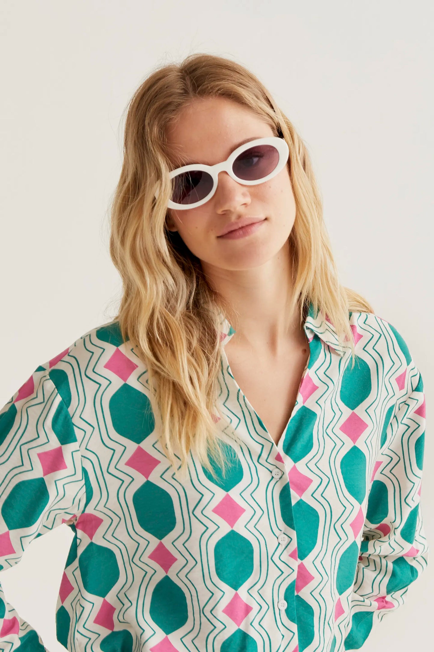 Shirt with Geometric print