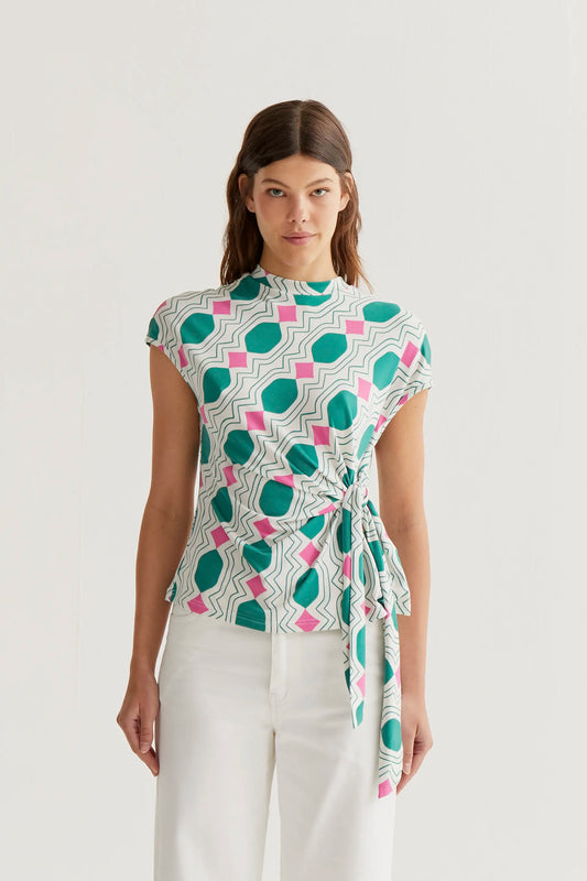 Geometric print t-shirt