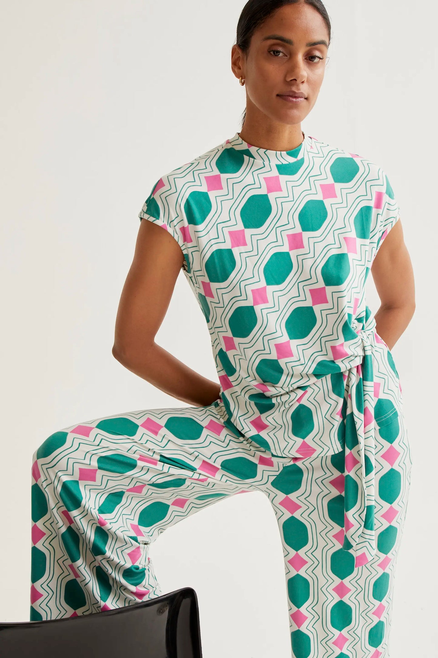 Trousers with Geometric print