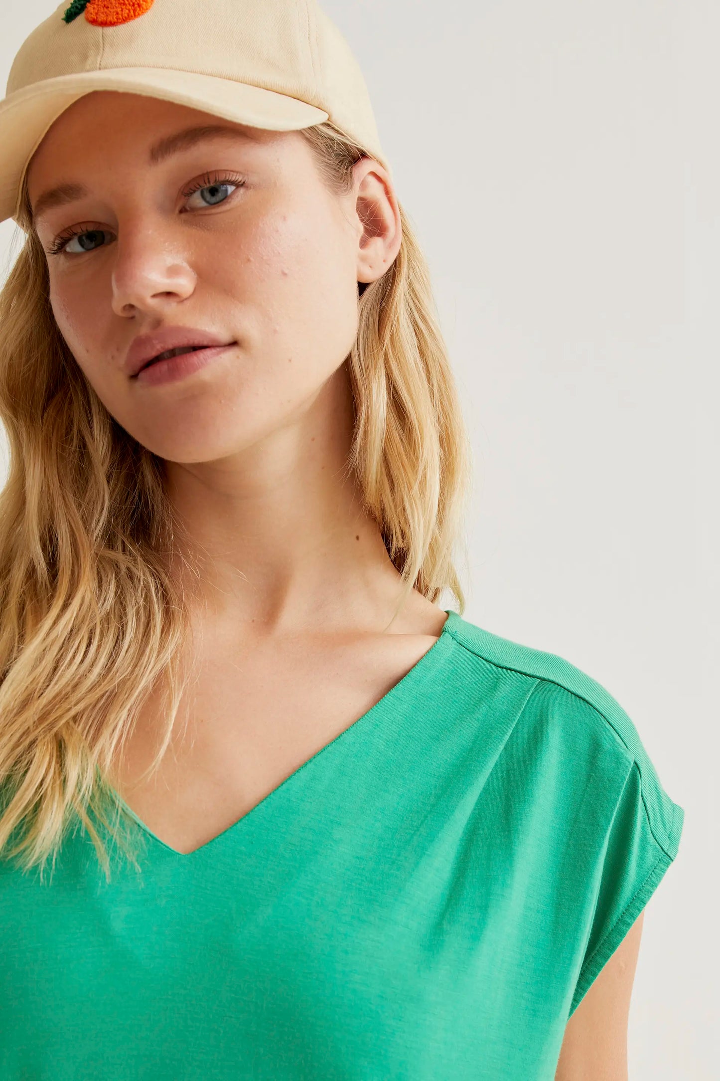 Camiseta verde manga sisa