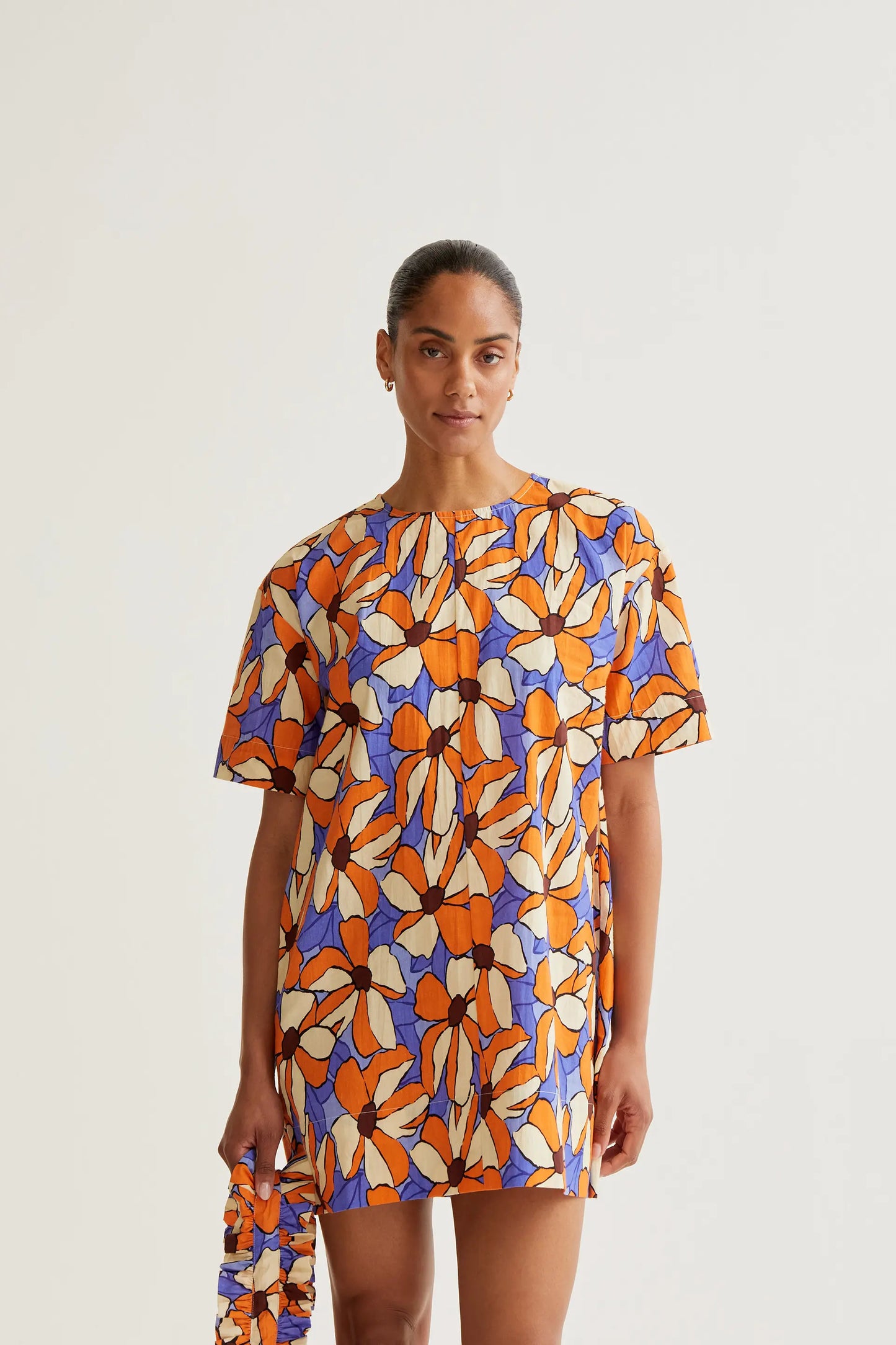 Short dress with marigold print