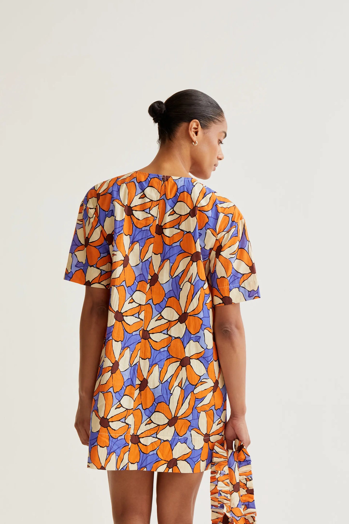 Short dress with marigold print