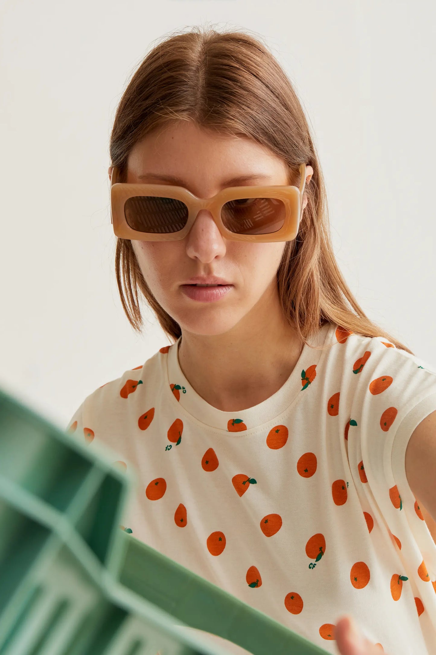 Camiseta con estampado de naranjas