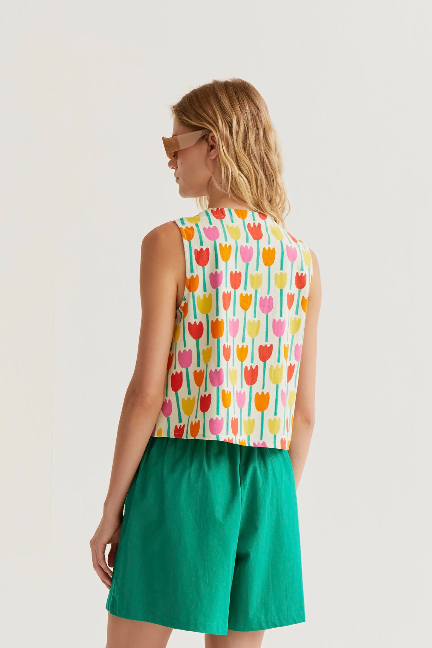 Tulip print vest