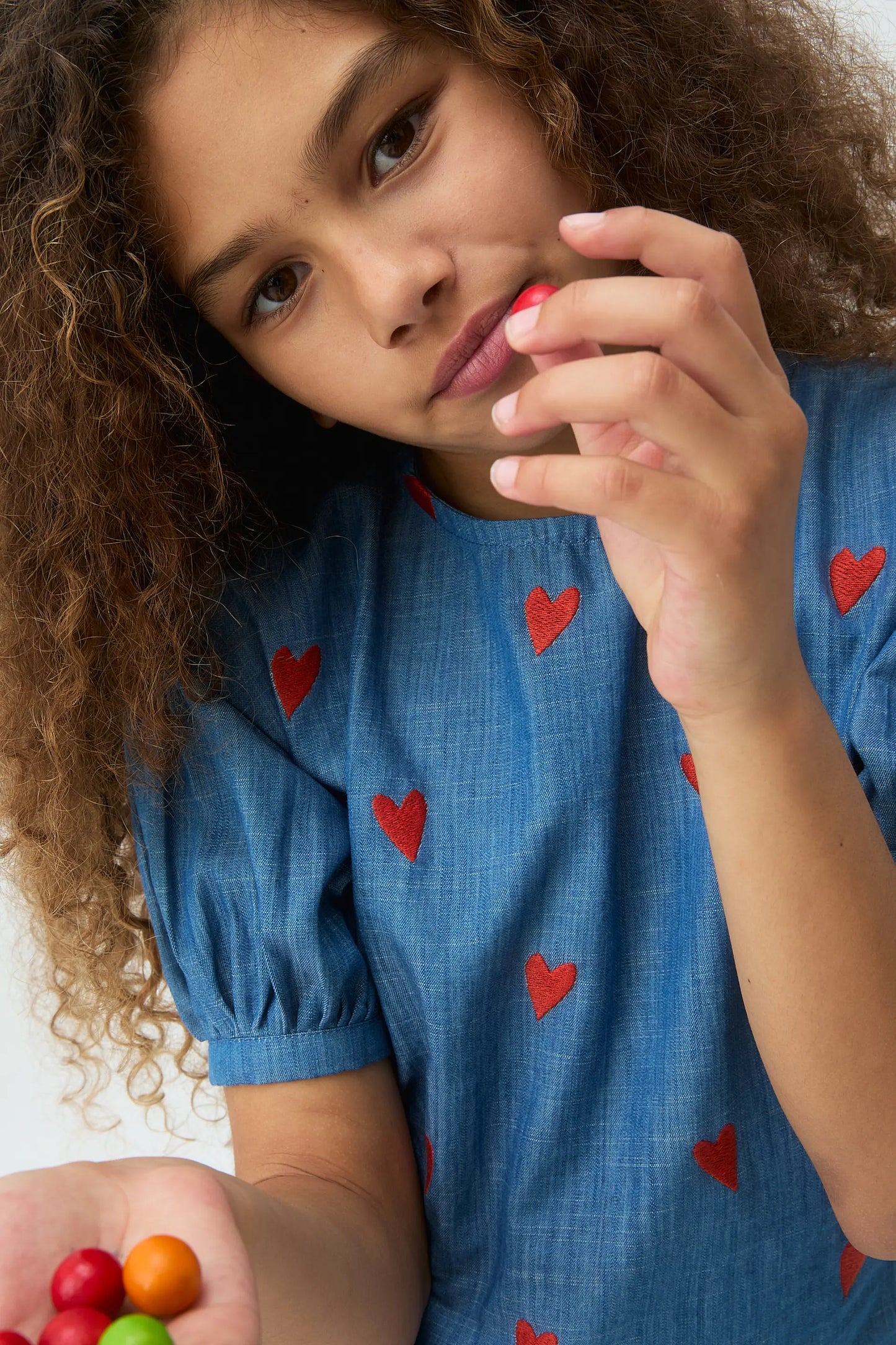 Top de niña 100% algodón Chambray con corazones