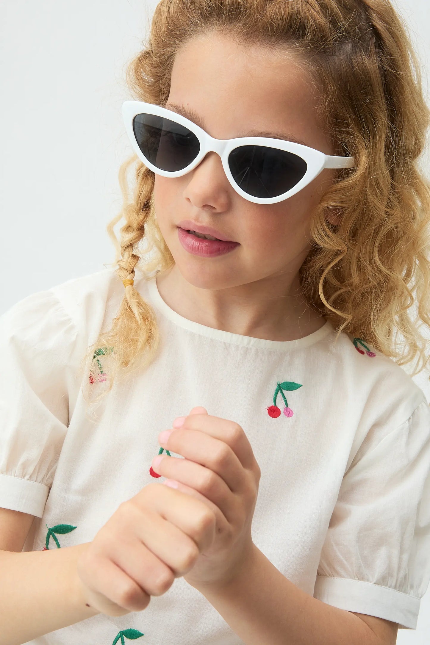 Girls' 100% cotton top with Cherries print