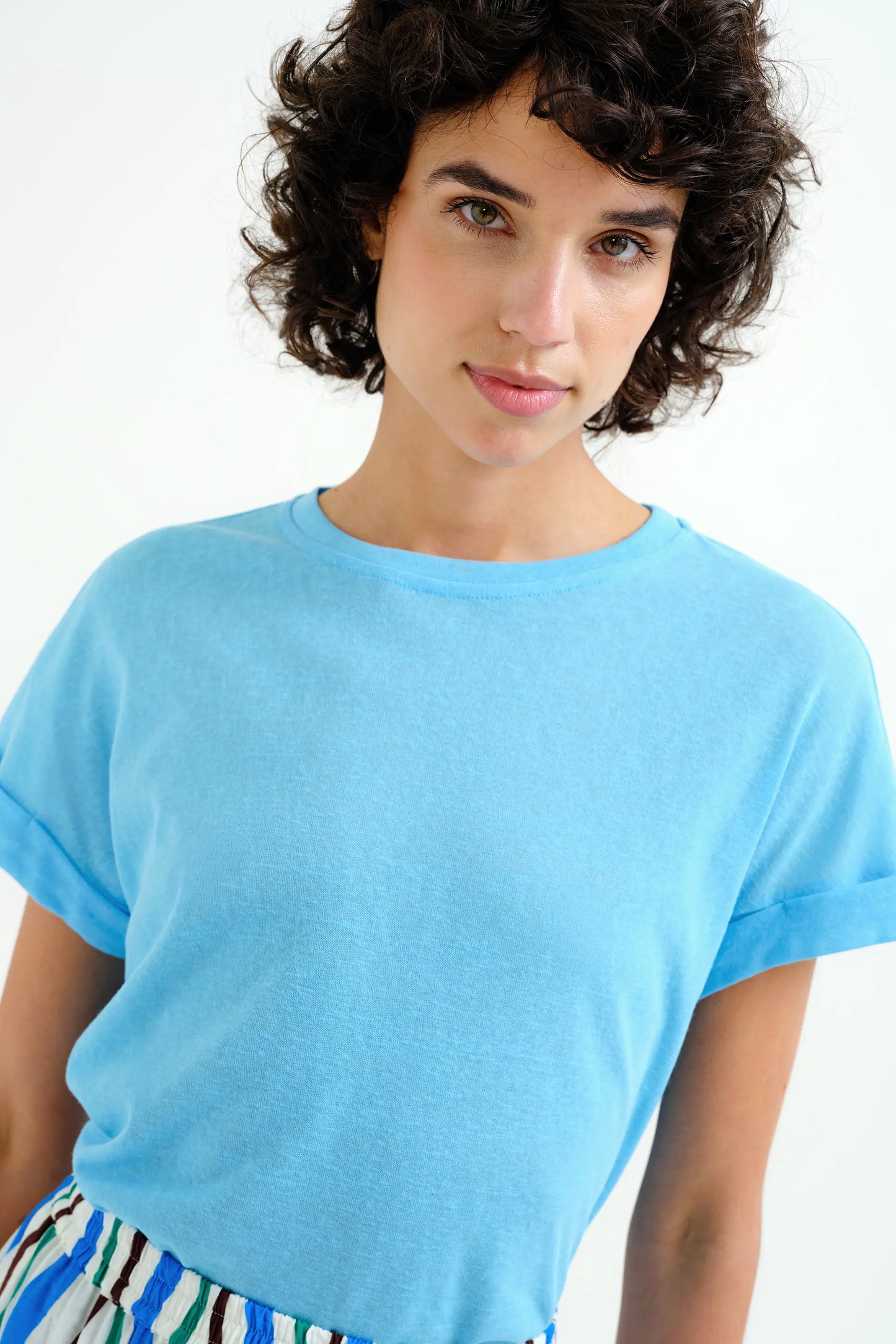 maglietta blu di base