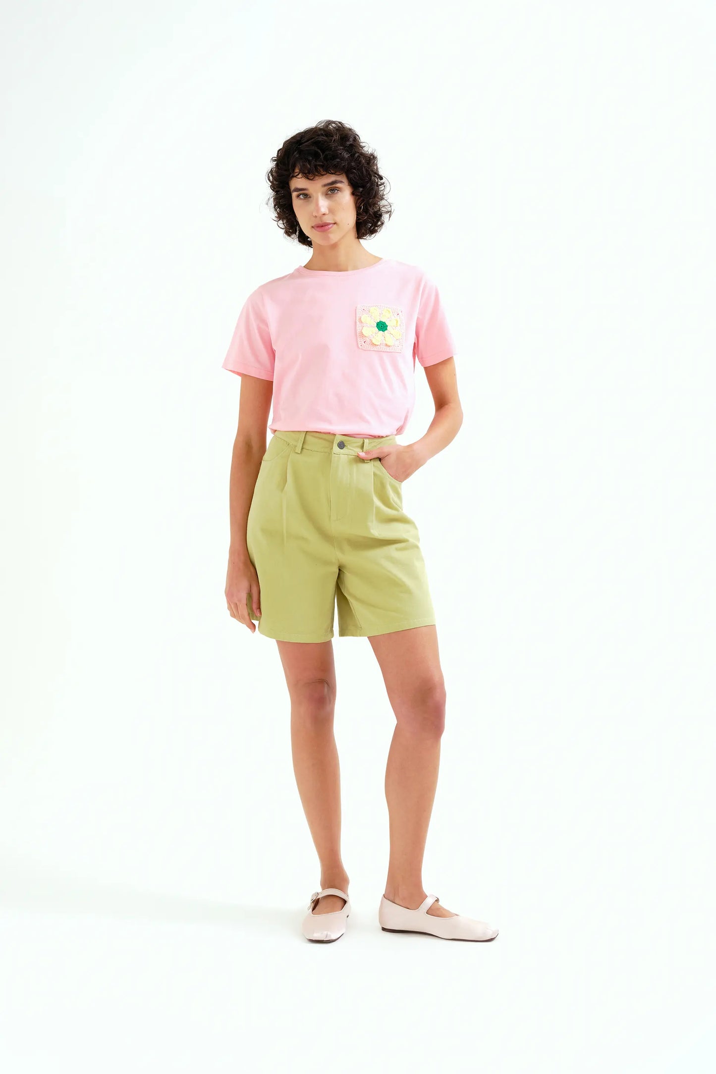 T-shirt 100% cotone con girasole ricamato